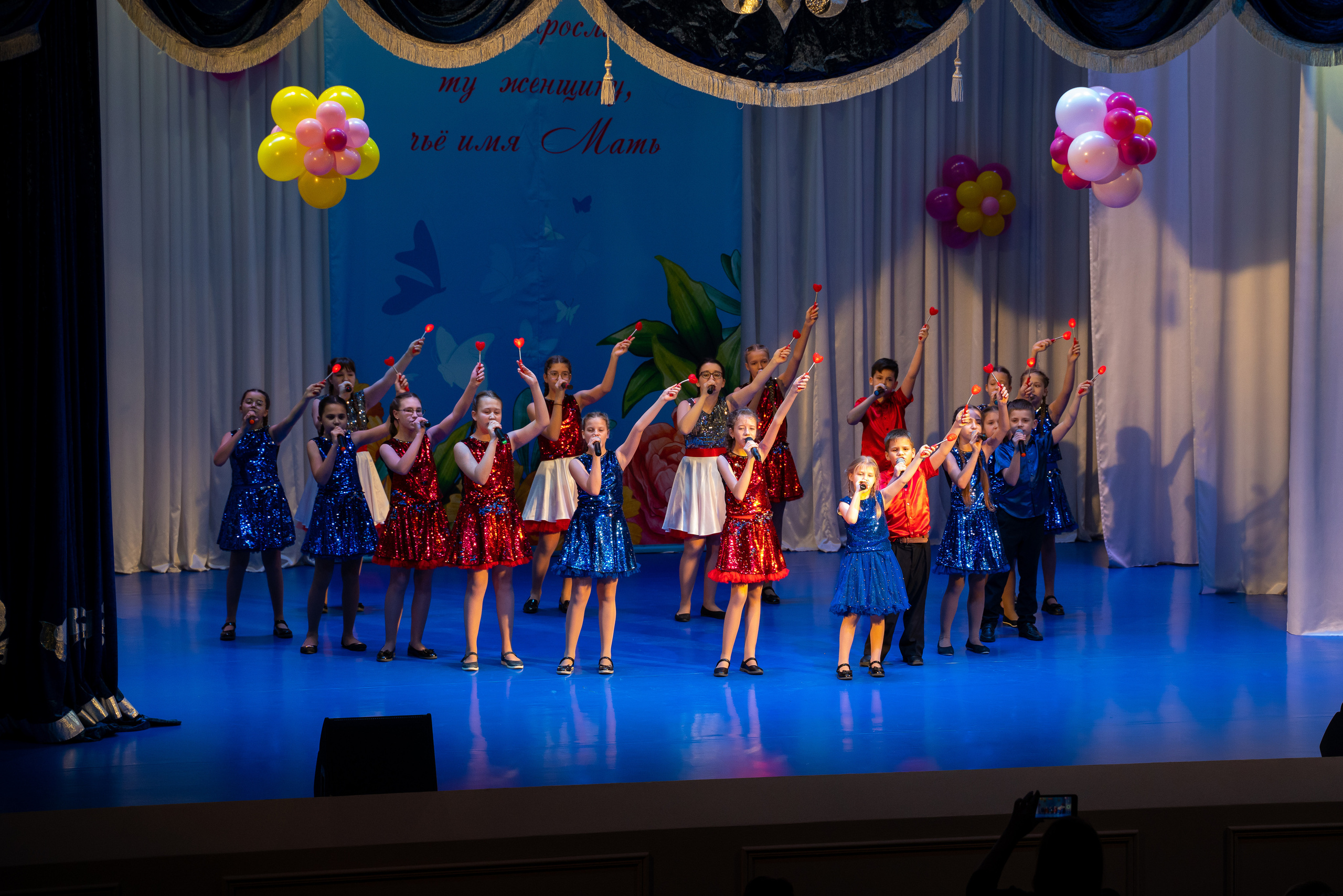 День матери. Марьина роща. Жизнь курорта Кабардинка в фотографиях