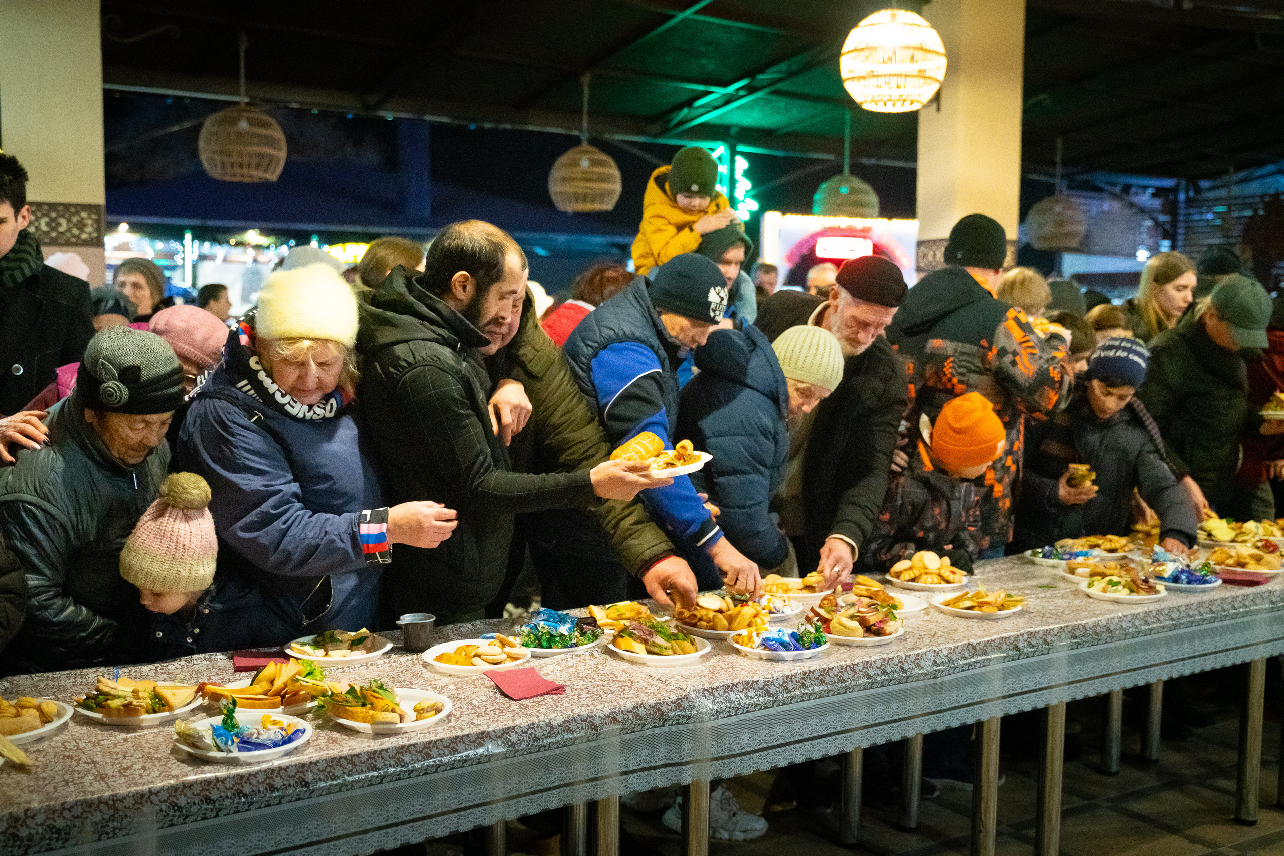 Крещение. Жизнь курорта Кабардинка в фотографиях