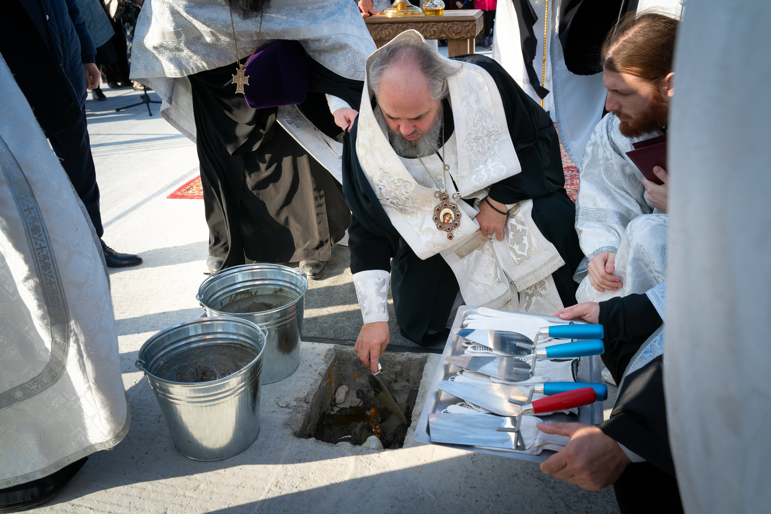 Закладка камня. Жизнь курорта Кабардинка в фотографиях