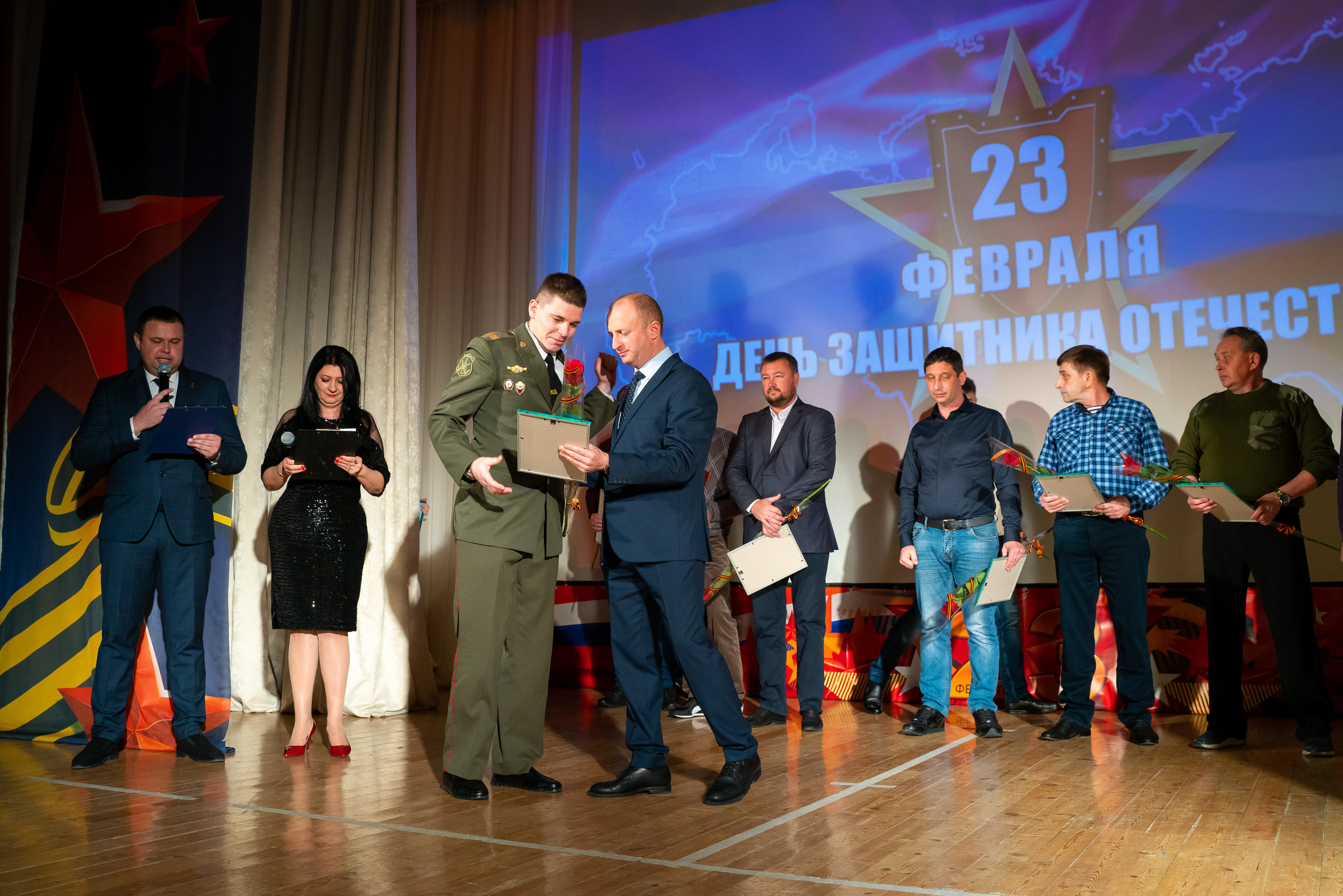 Концерт на 23 февраля в дк Кабардинки. Жизнь курорта Кабардинка в фотографиях