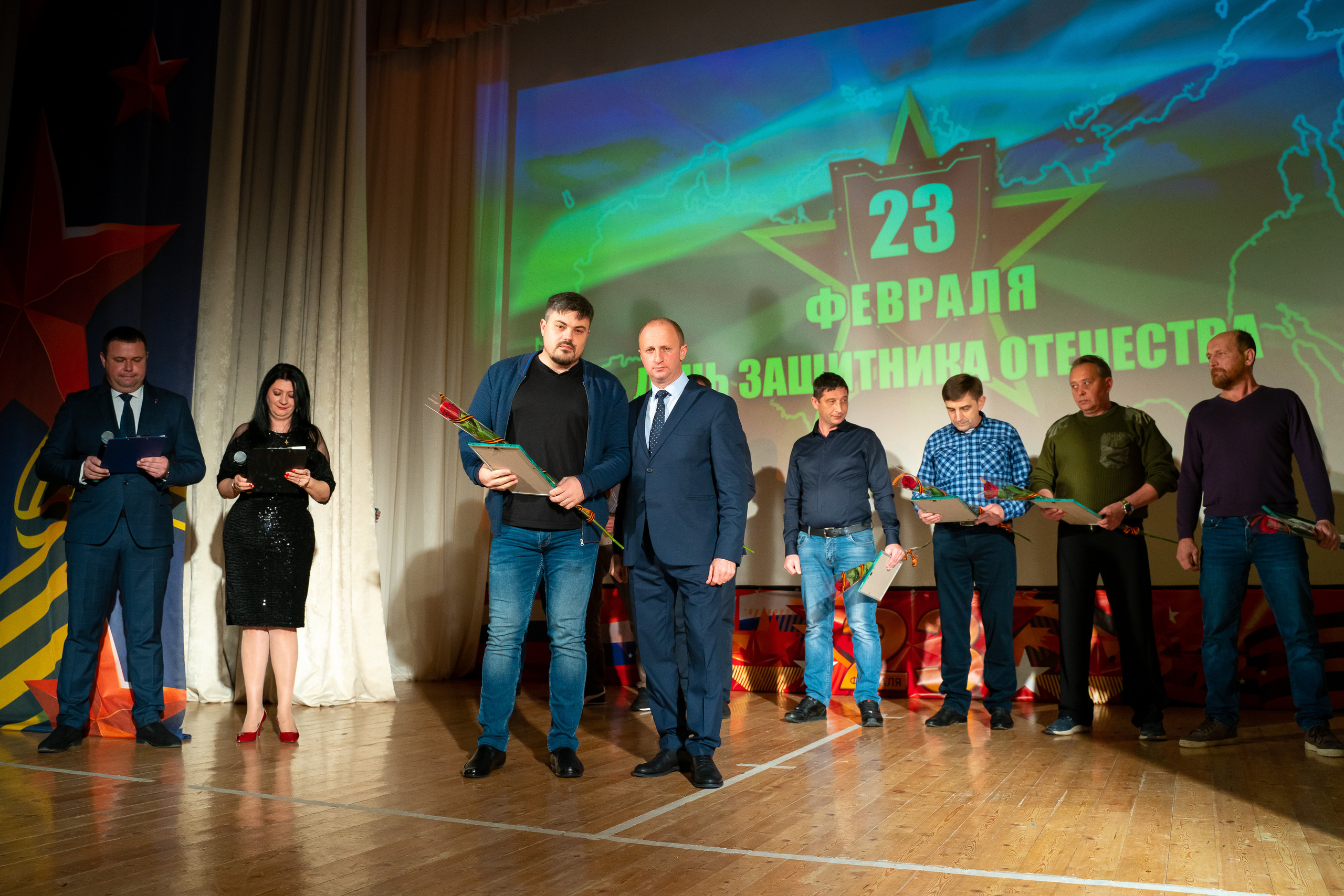 Концерт на 23 февраля в дк Кабардинки. Жизнь курорта Кабардинка в фотографиях