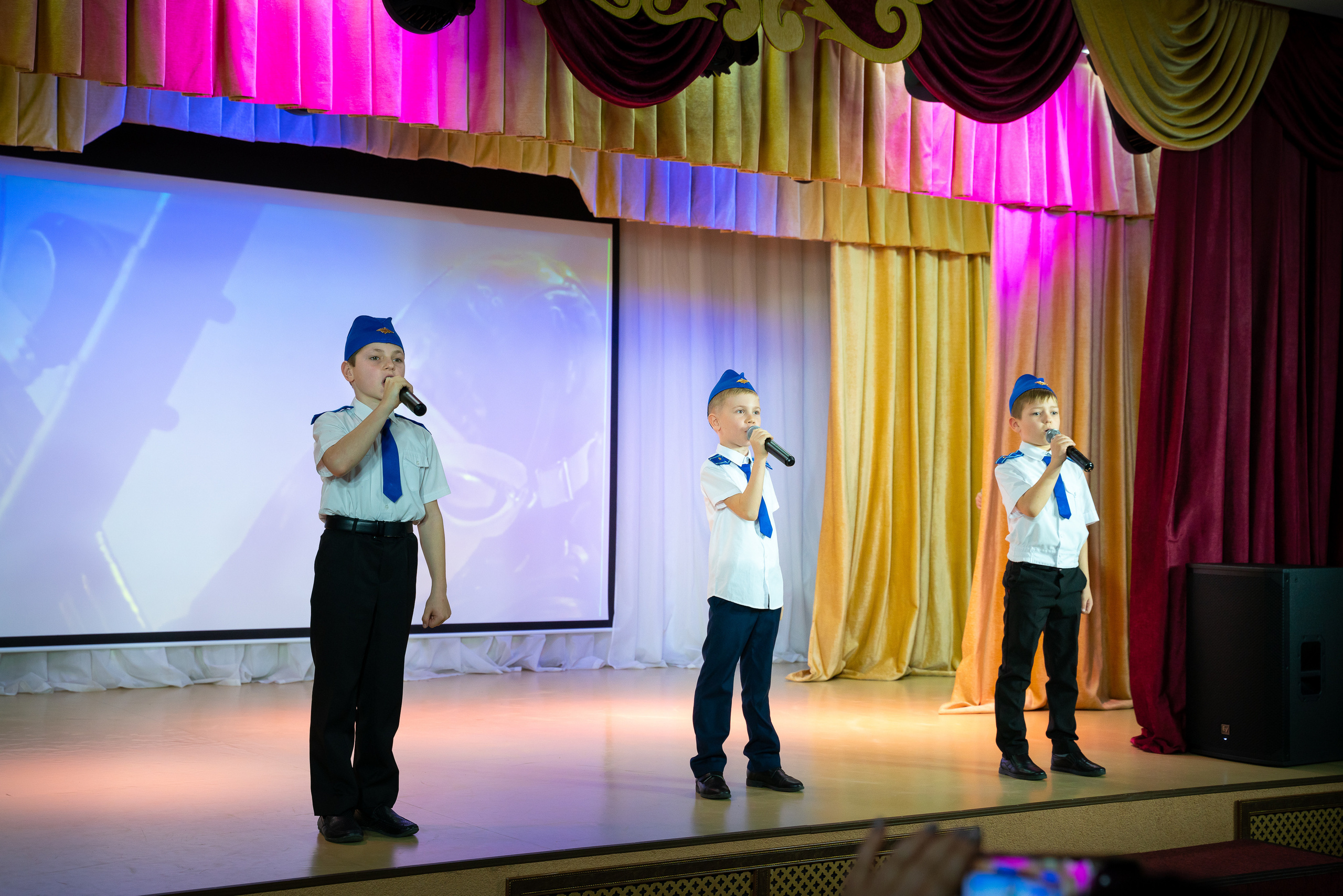 Концерт на 23 февраля с. Виноградное. Жизнь курорта Кабардинка в фотографиях