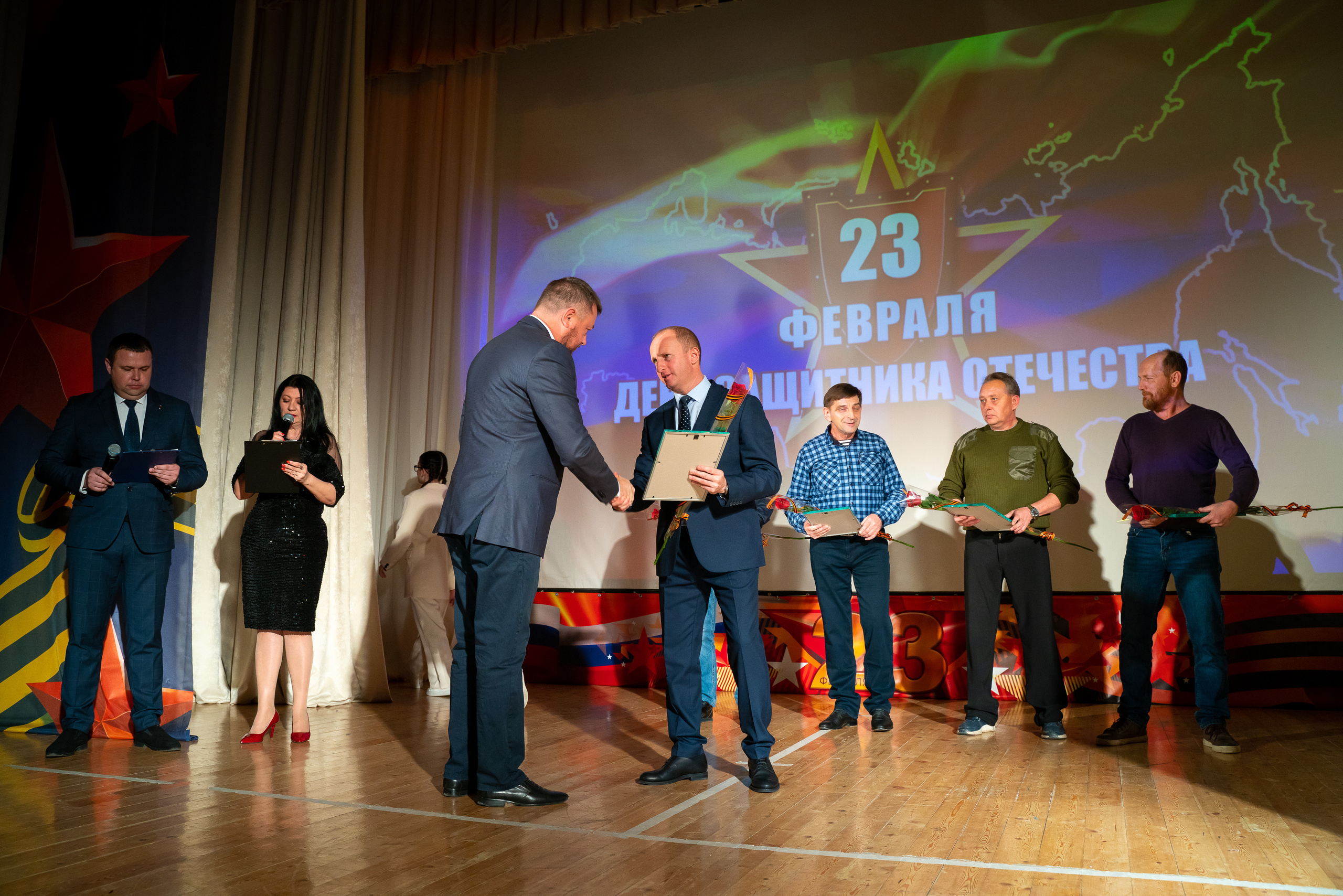 Концерт на 23 февраля в дк Кабардинки. Жизнь курорта Кабардинка в фотографиях