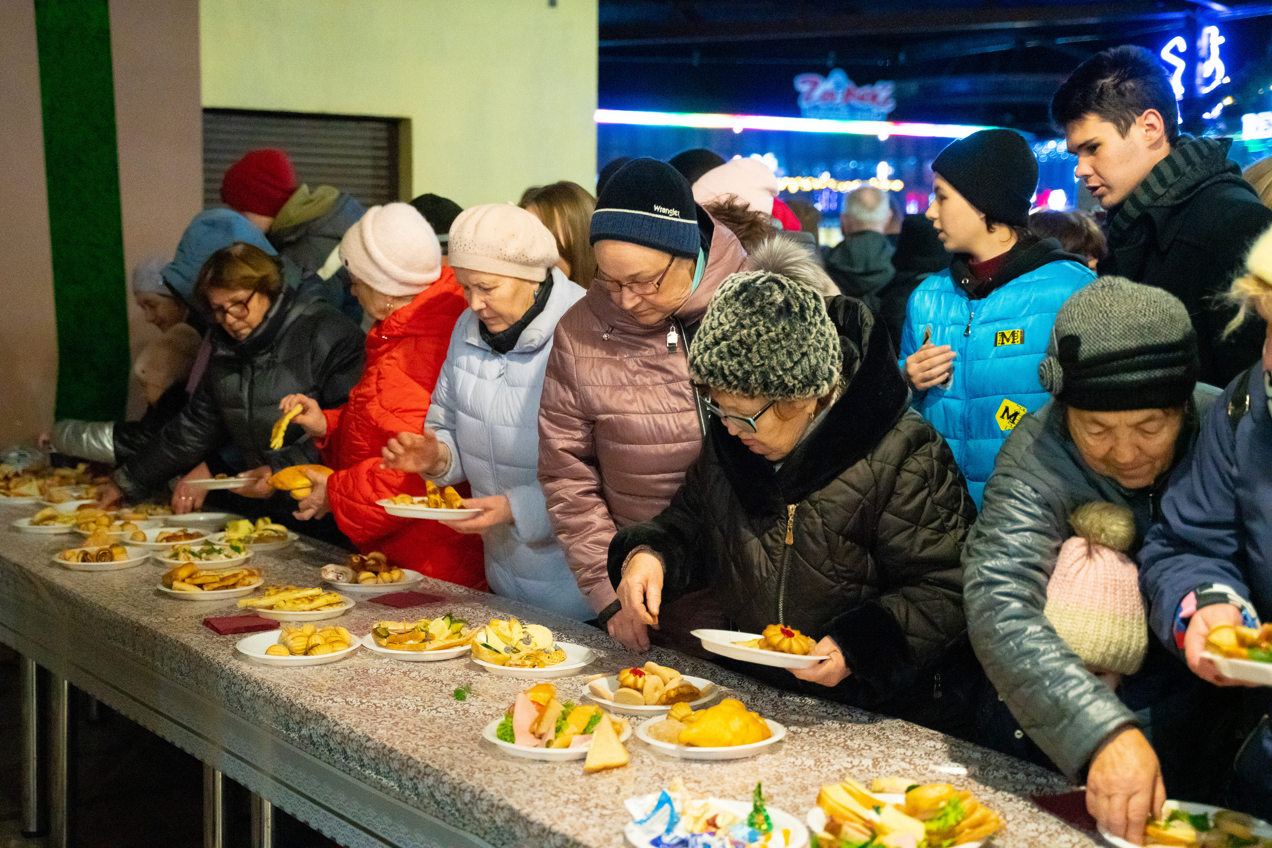 Крещение. Жизнь курорта Кабардинка в фотографиях