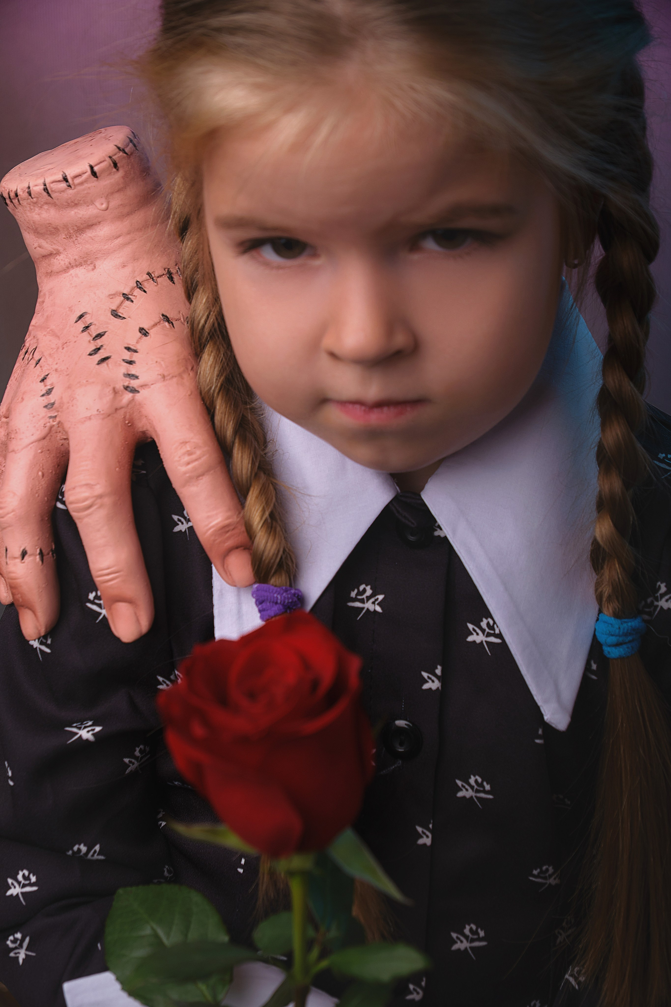 Съёмка в стиле сериала «Уэнсдей». Семейный и женский фотограф в Новомосковске и Узловой Михеева Татьяна