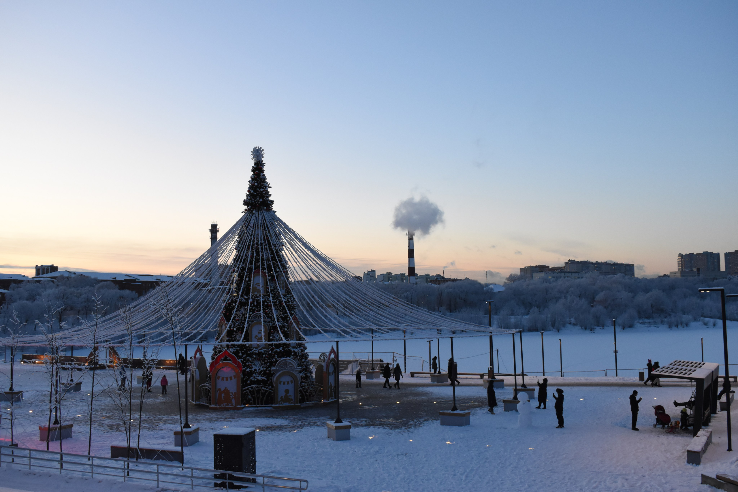 Последняя зимняя прогулка по городу в 2024 году. Фотограф Анатолий Мелентьев