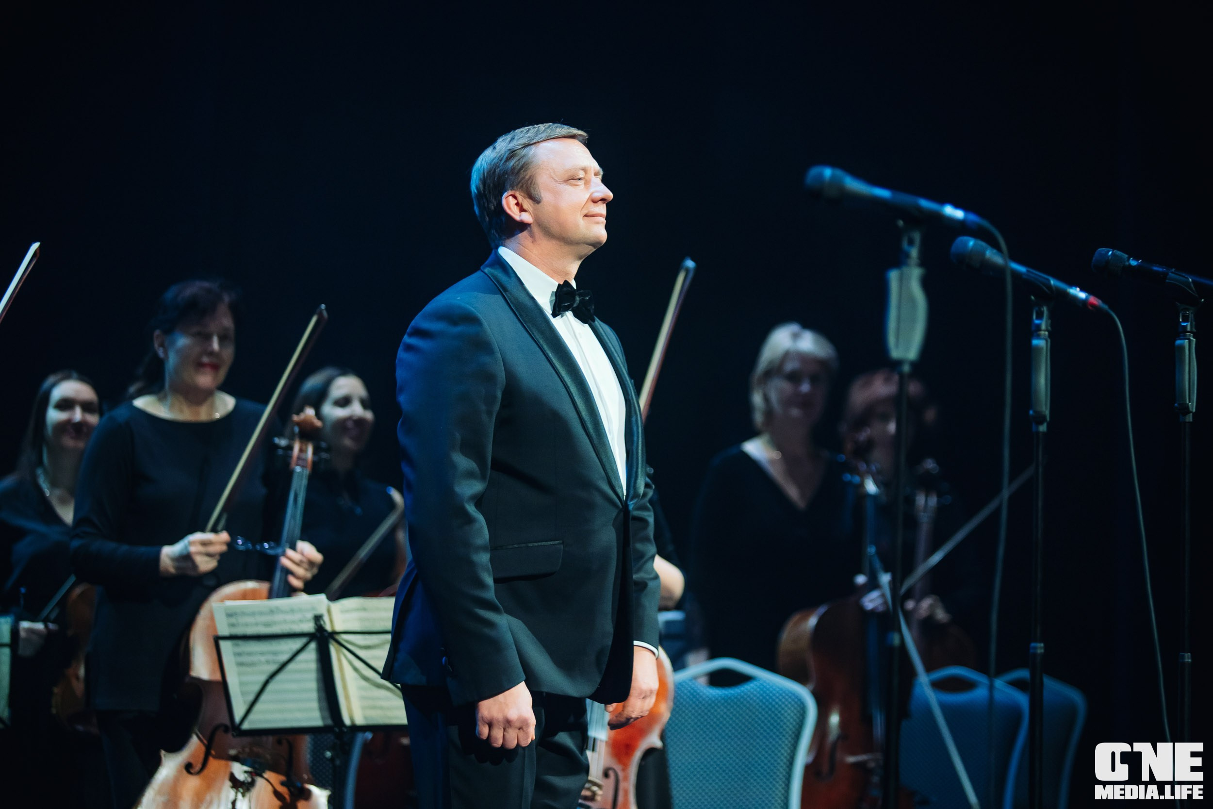Концерт 8 марта в Янтарь холл. One Media Life: фоторепортажи, фотоотчеты с мероприятий и заведений
