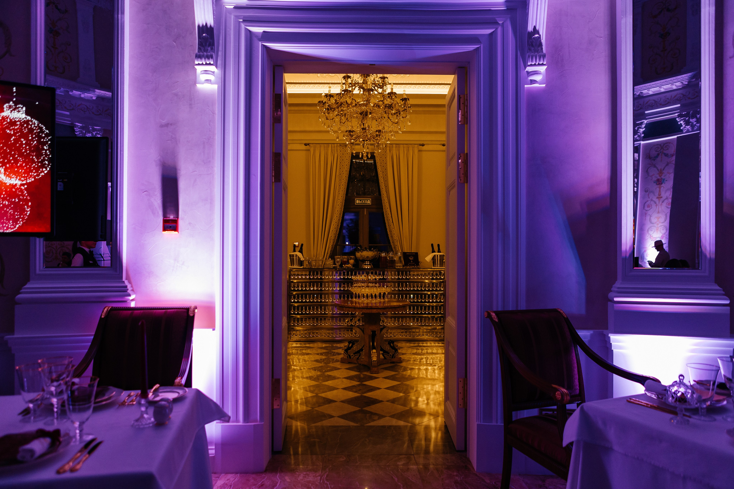 Новогодняя ночь в отеле «Вилла принца Ольденбургского». Репортажный и свадебный фотограф в Санкт-Петербурге Романов Вадим