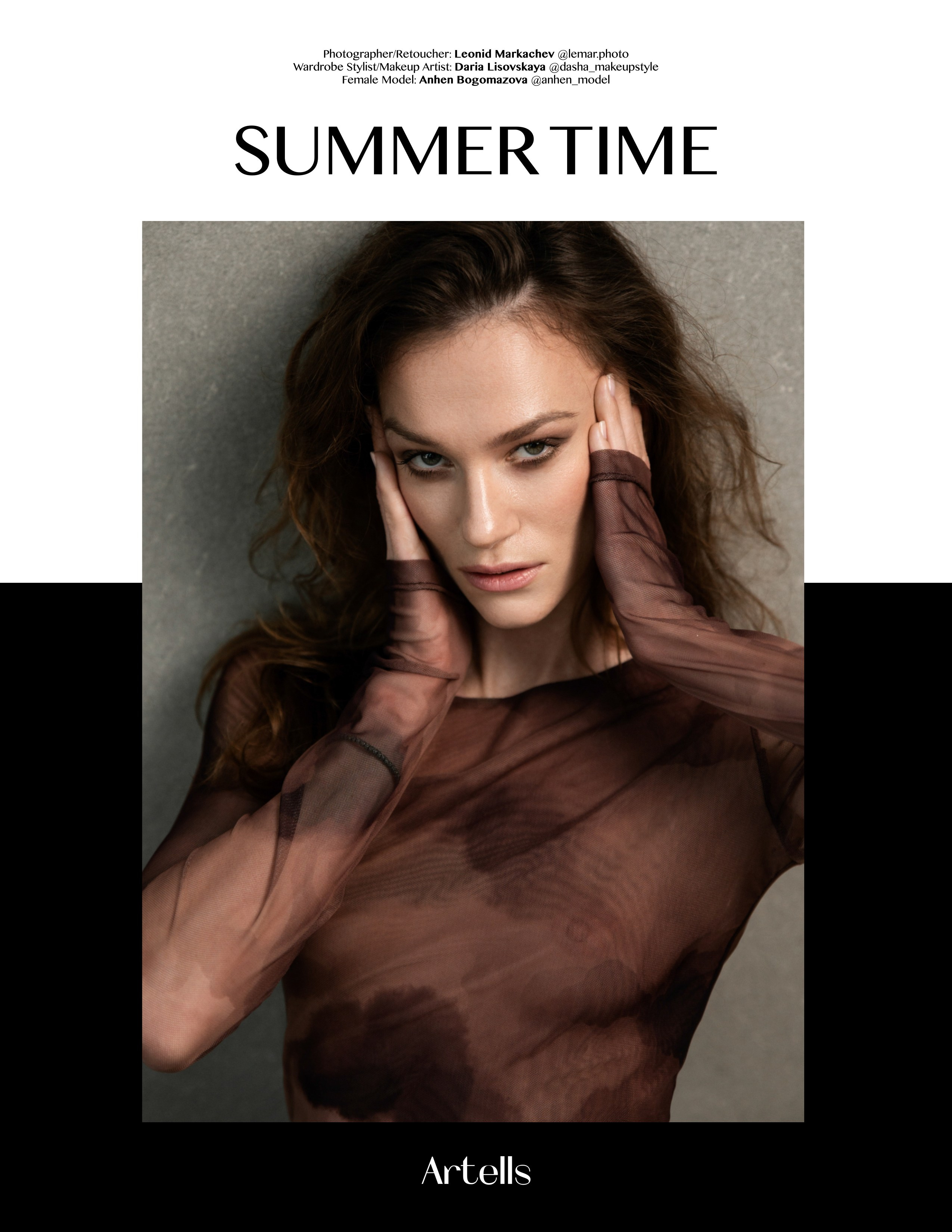 Публикация в журнале. Девушка модель в длинном платье в фотостудии