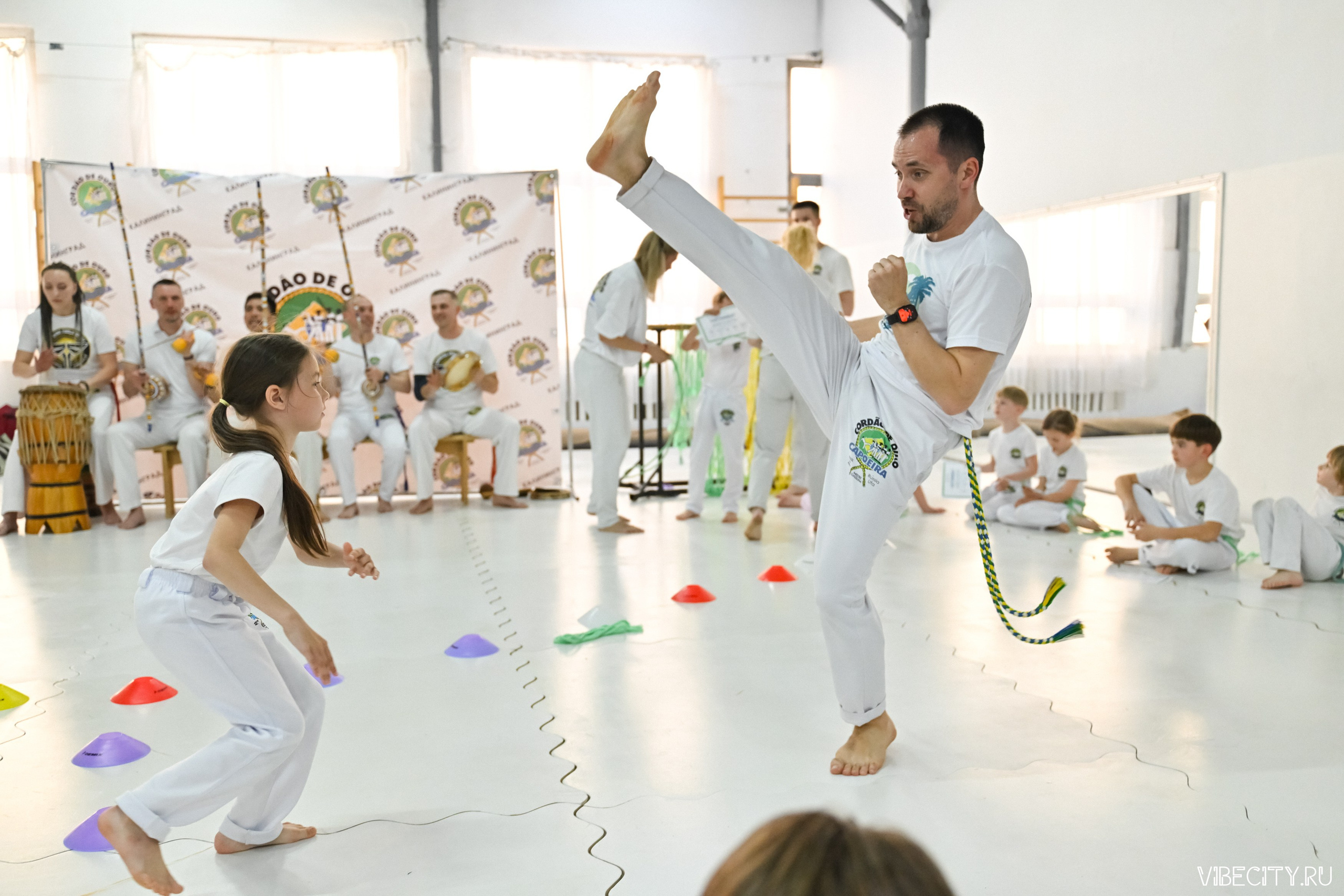 Capoeira: 4-е batizado e Troca de cordao. VIBECITY.RU Вайб Сити Ру Фоторепортажи Фотоотчеты Калининград