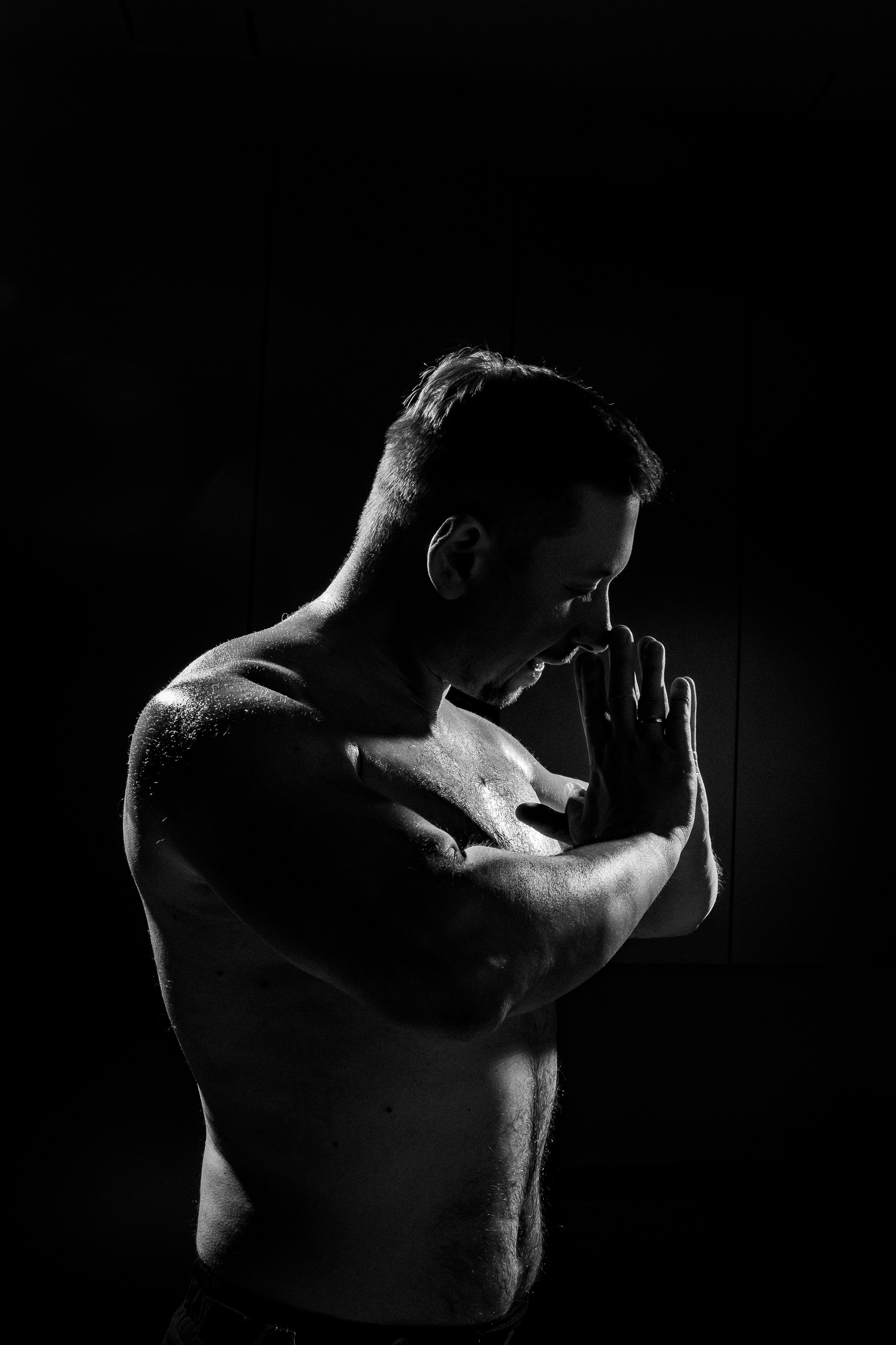 Мужская фотосессия в эротическом в стиле в Москве от 29 800 руб