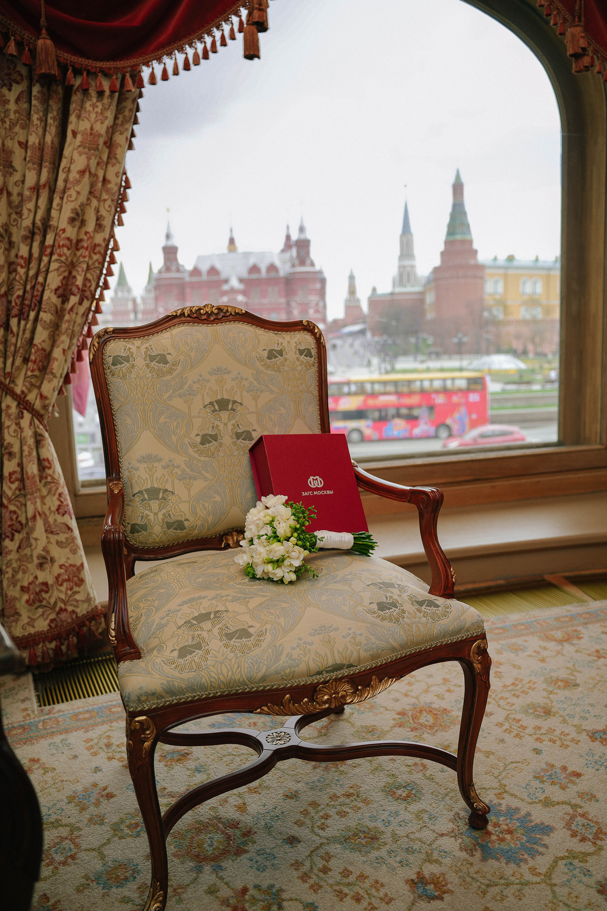 Свадебная фотосессия в гостинице Националь