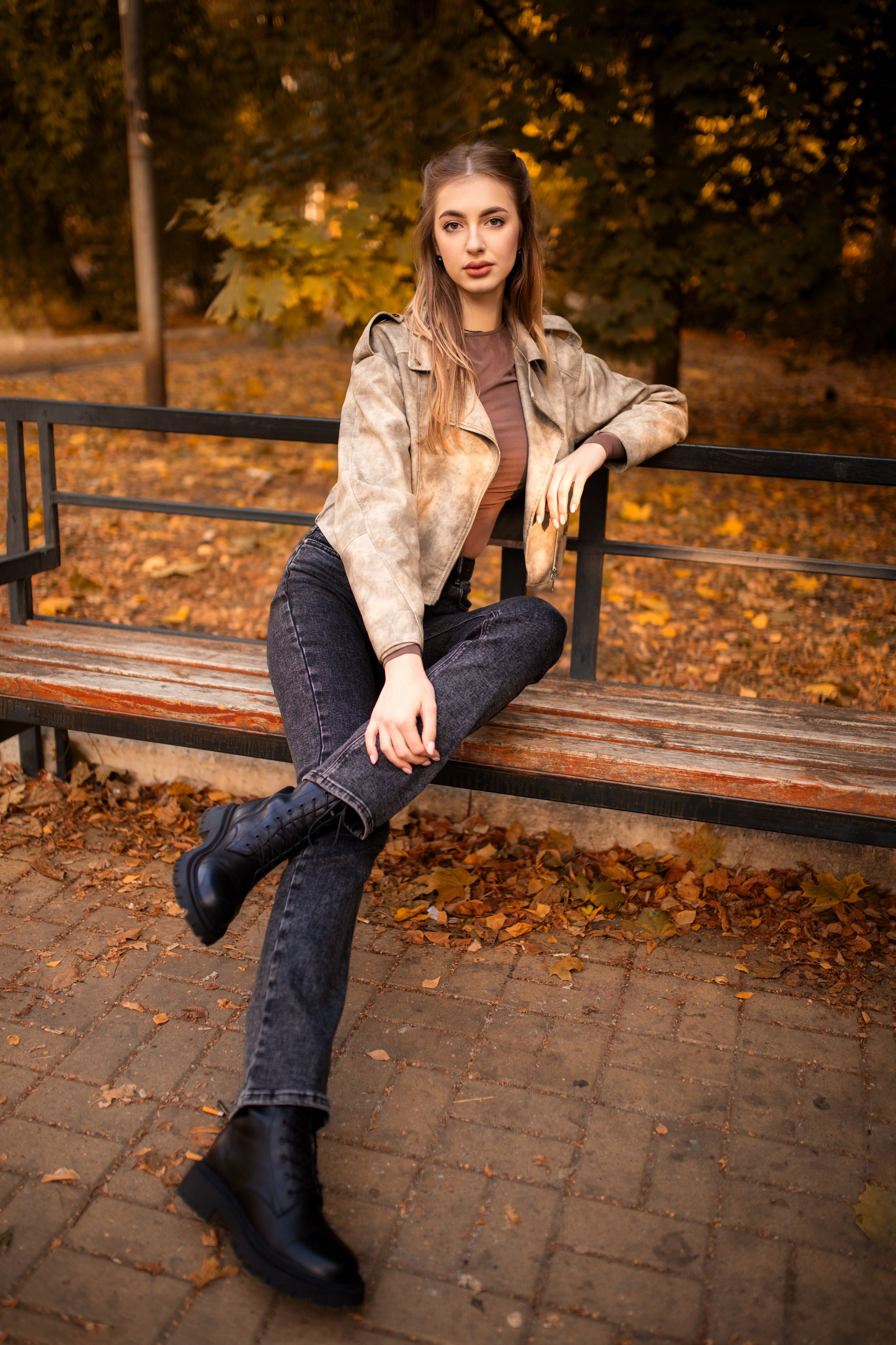 Осенняя городская съемка с Ксенией в формате для «себя». Дмитрий Шульгин, портретный фотограф в Воронеже