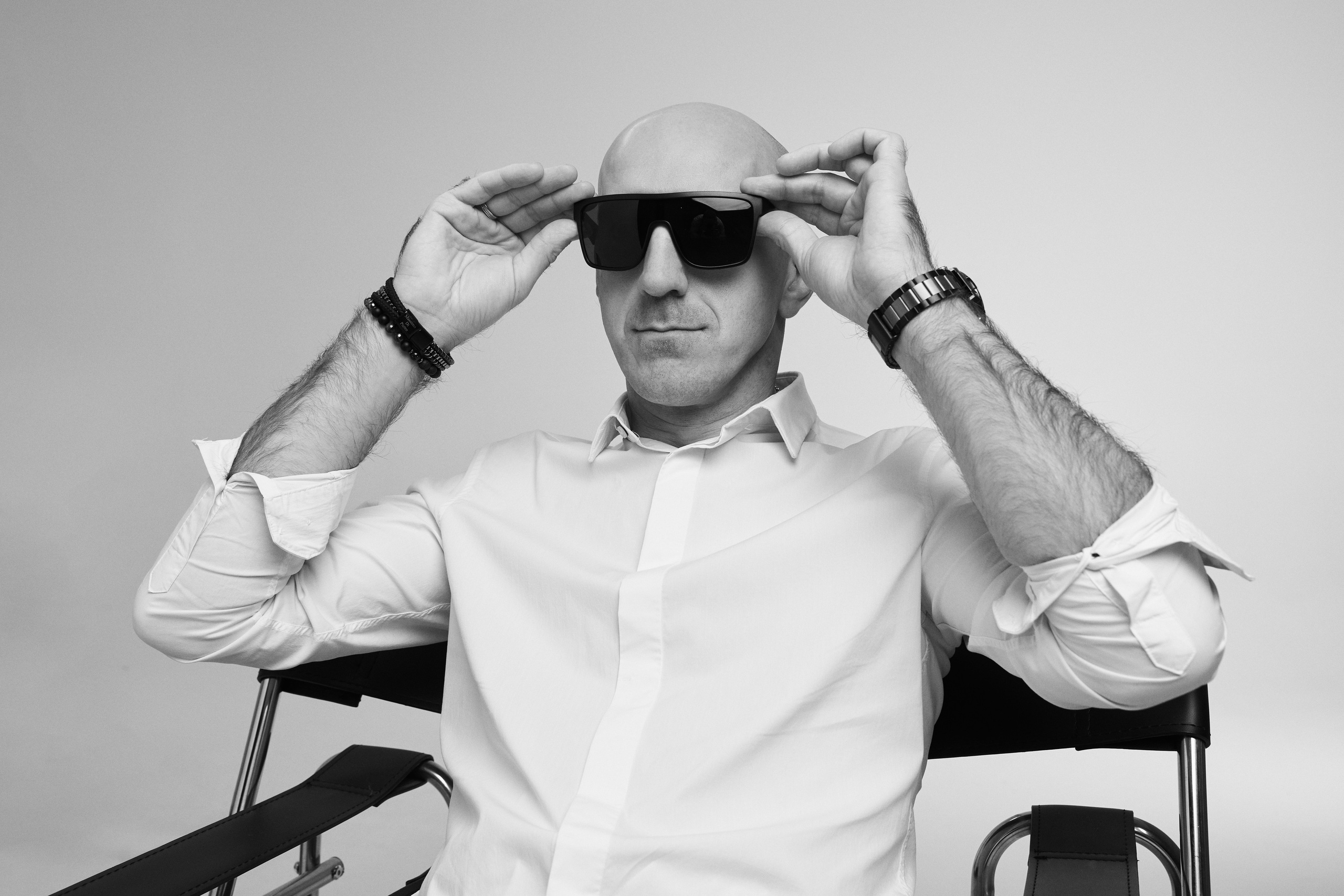 Студийная фотосессия для ведущего в городе Москва. Александр Чернин. Семейный и событийный фотограф