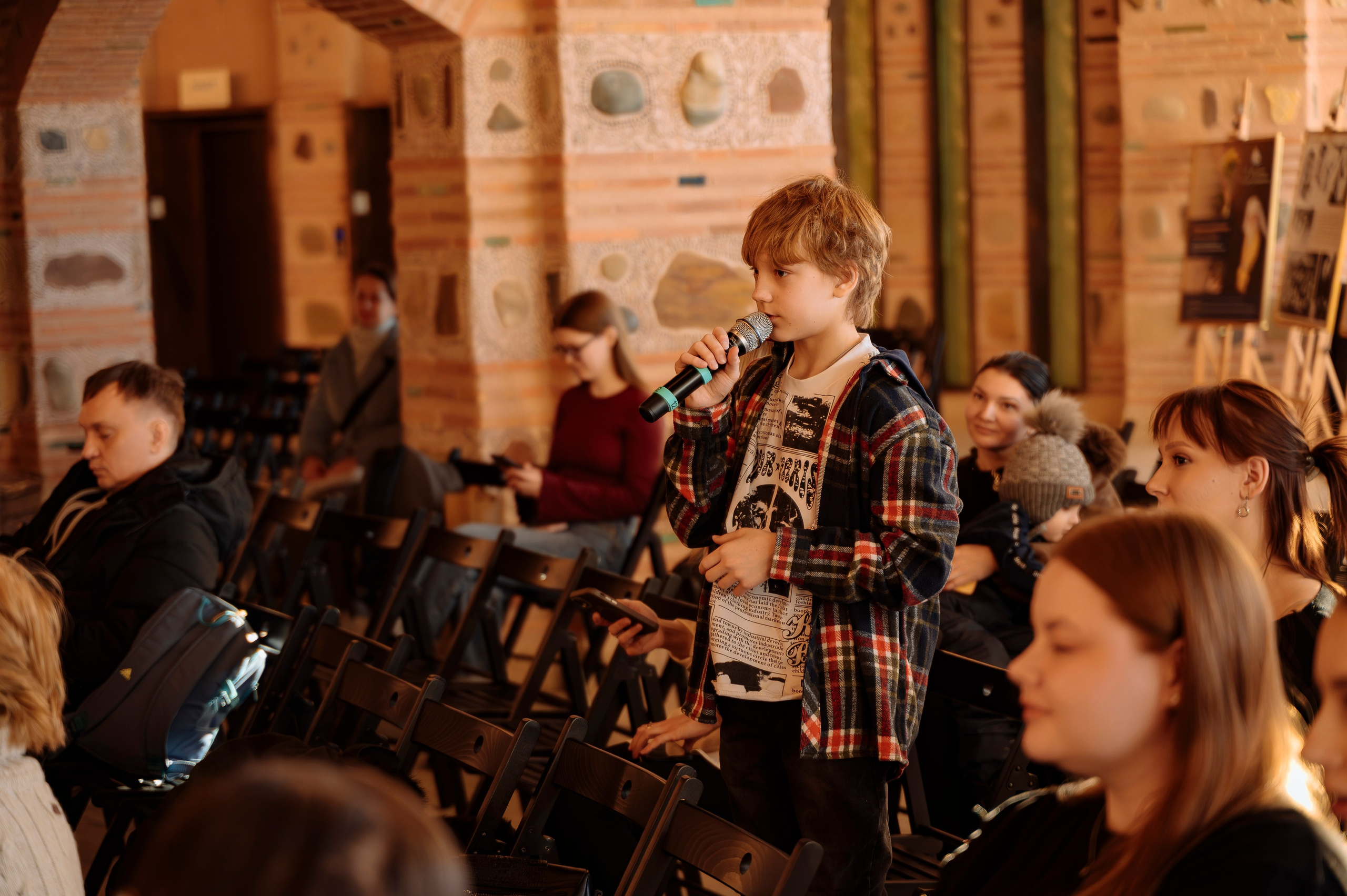 ФАН встреча участников проекта FACTOR.BY: Ибрагима Карасова и Шамхала Хачатуряна. Фотограф Беларусь — Ольга Шаповалова (Жардецкая)