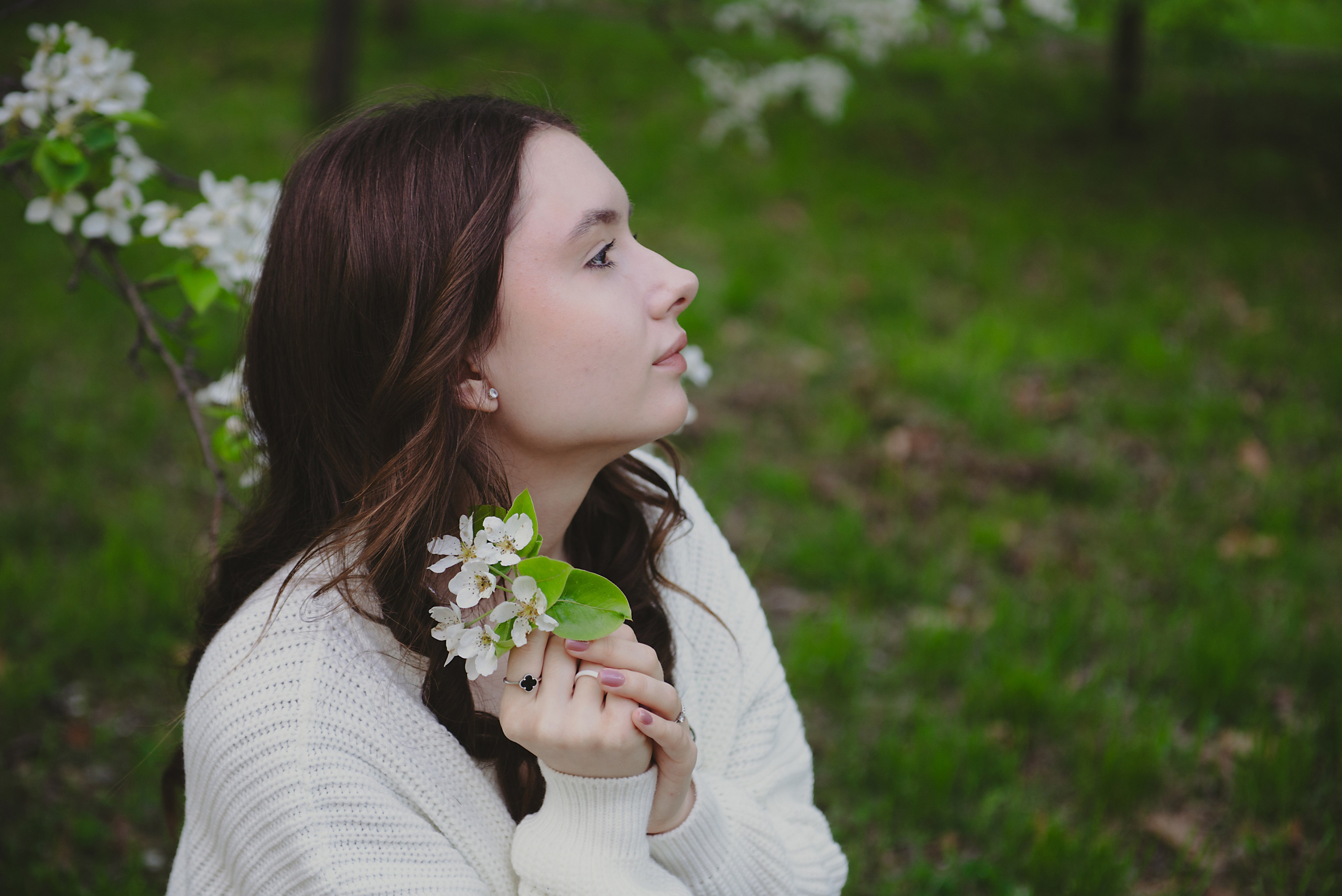 Прогулка в цветущих яблонях. Фотограф в Хабаровске