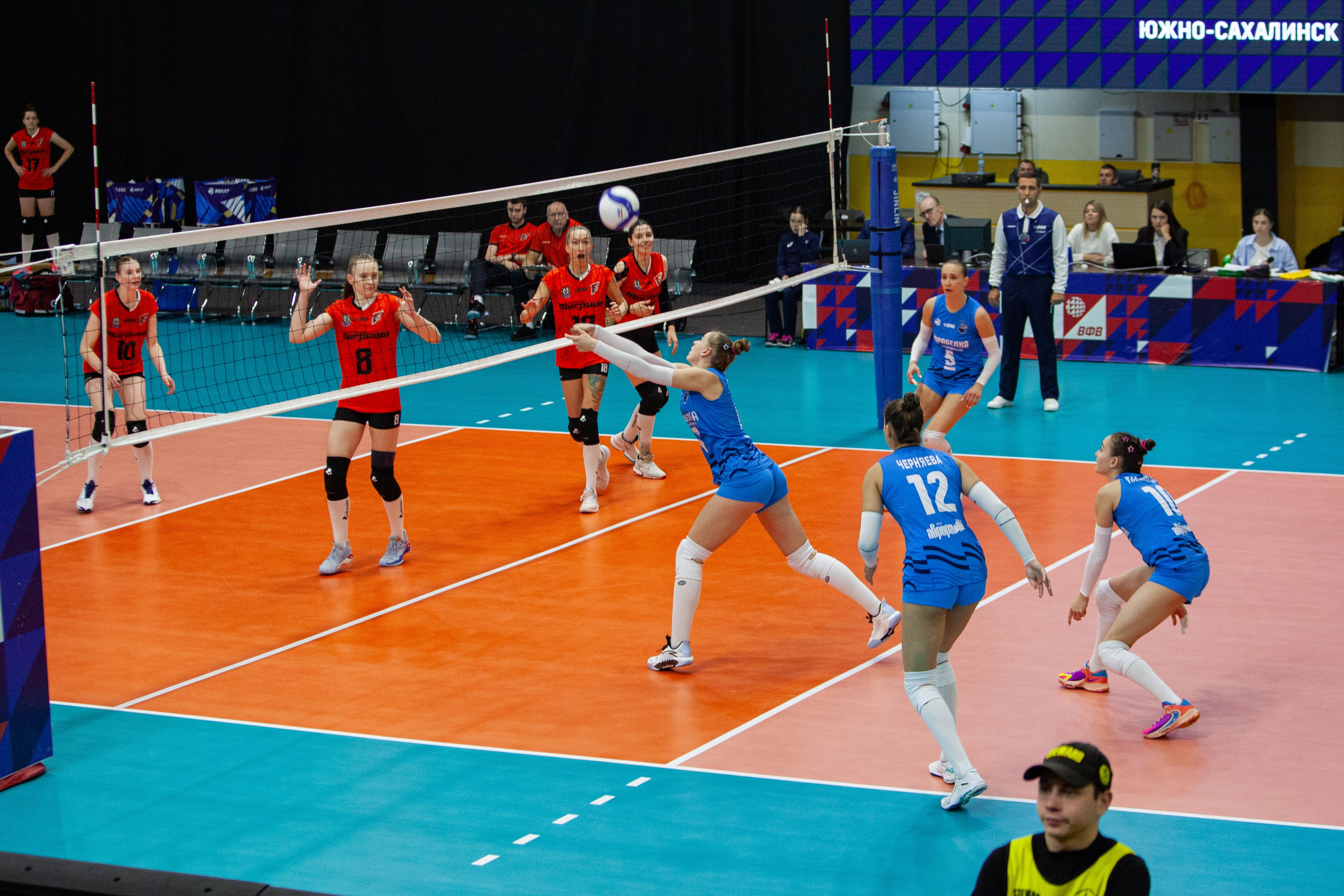 Один день из тура чемпионата России по волейболу. Кутузов Евгений Фотограф в Южно-Сахалинске