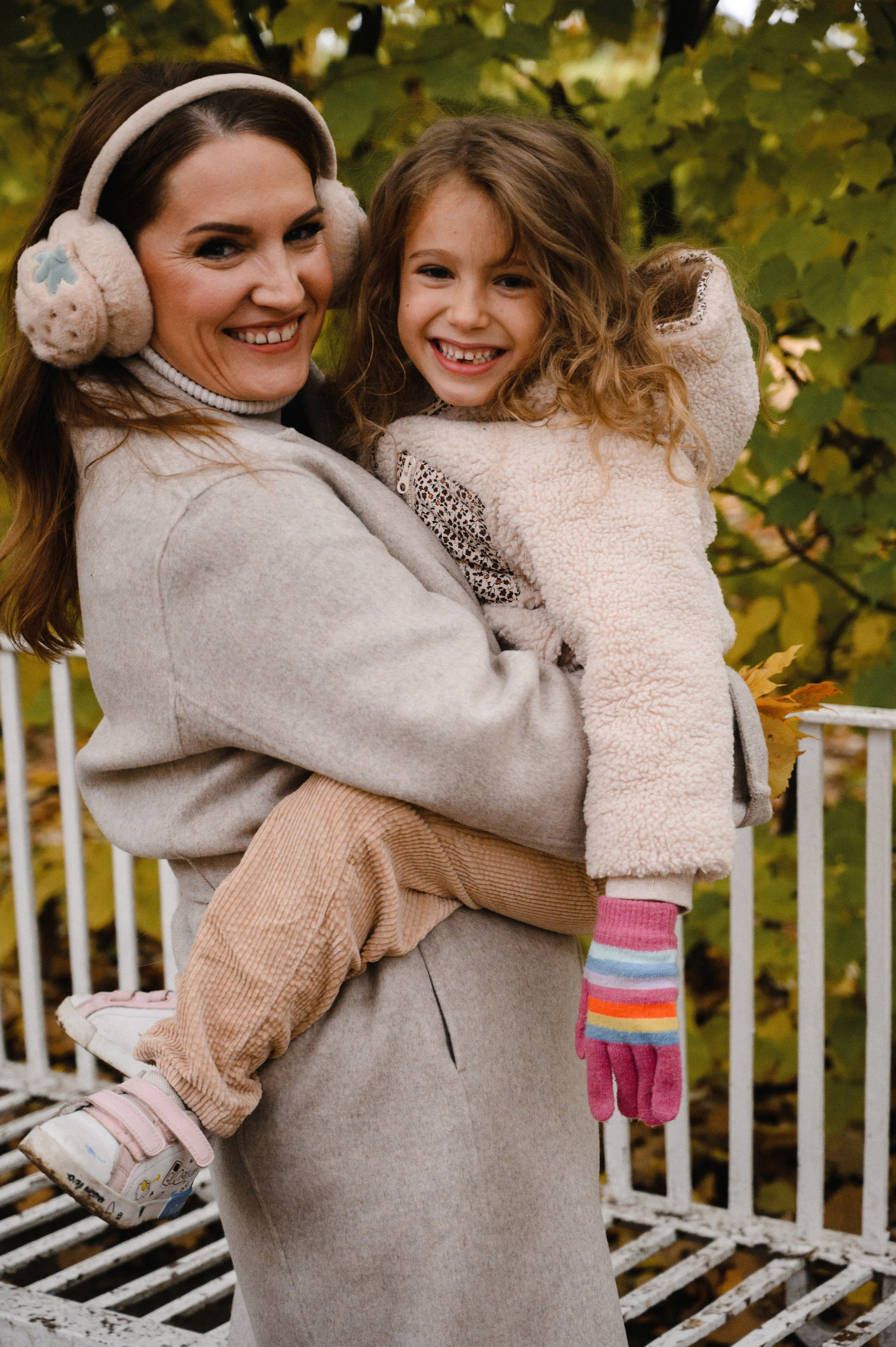 Фотопоргулка. Профессиональный фотограф беременности в СПБ. Стильные фотосессии беременности в стиле минимализм и классическая фотография