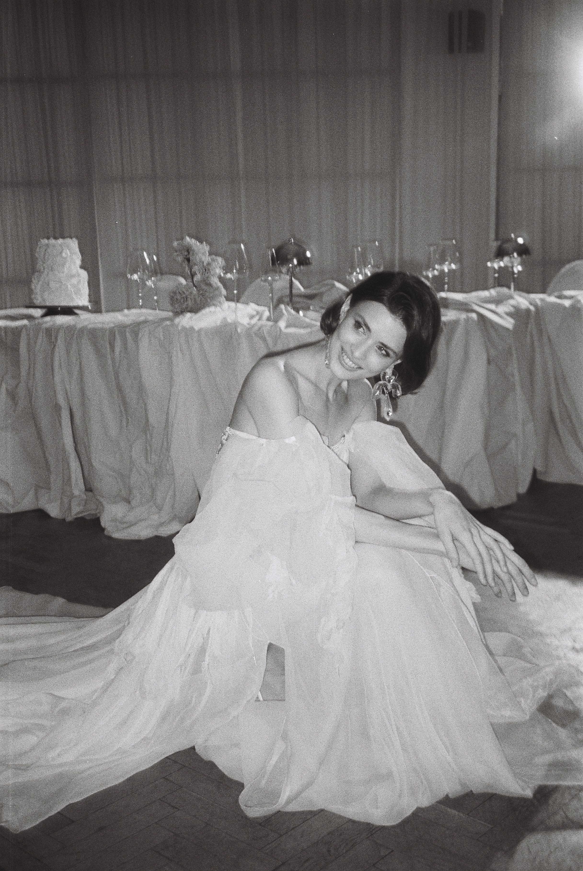 Свадебная фотосессия в отеле Марко Поло. Свадебный фотограф в Москве Элина Ларченкова. Фото, которые цепляют