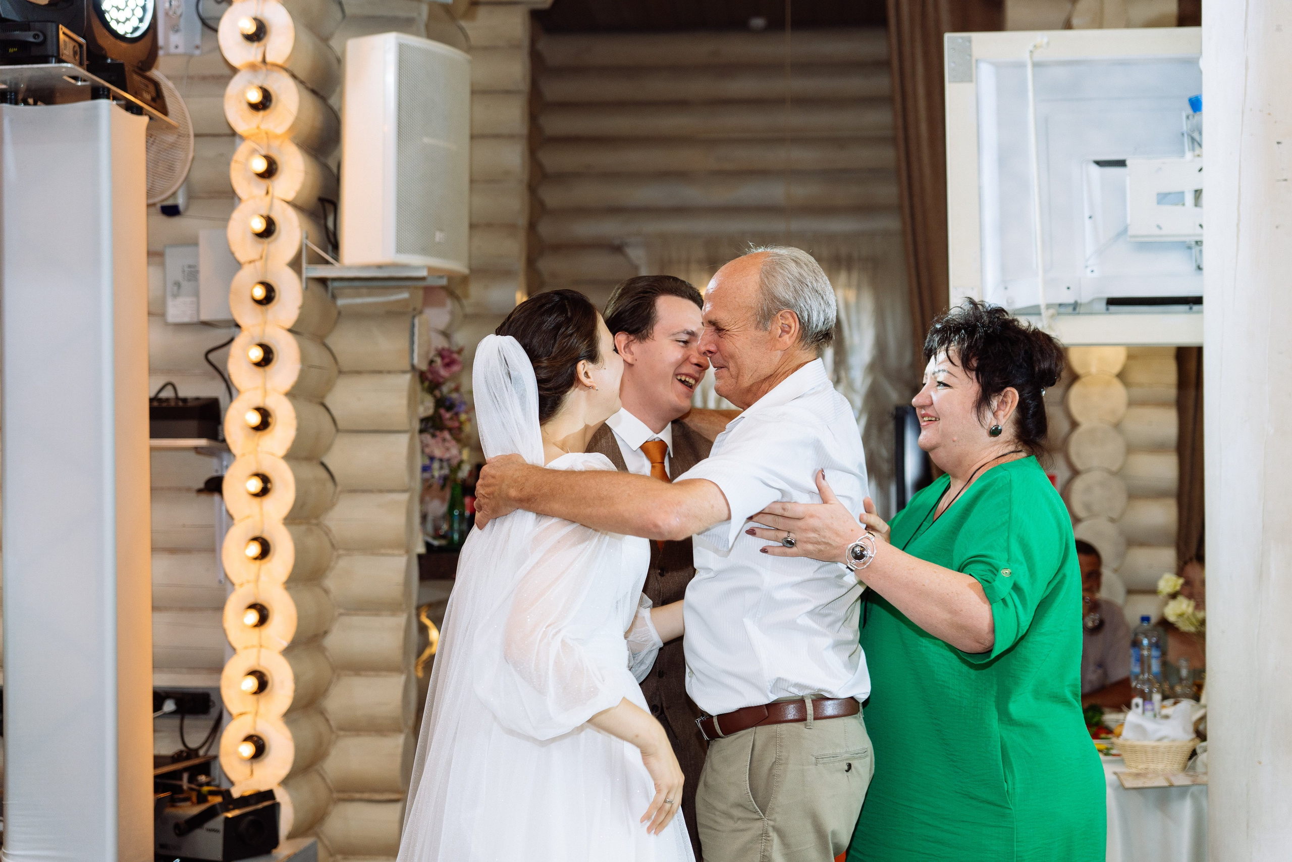 Свадьба Олега и Виктории в клубе «Ближняя дача»