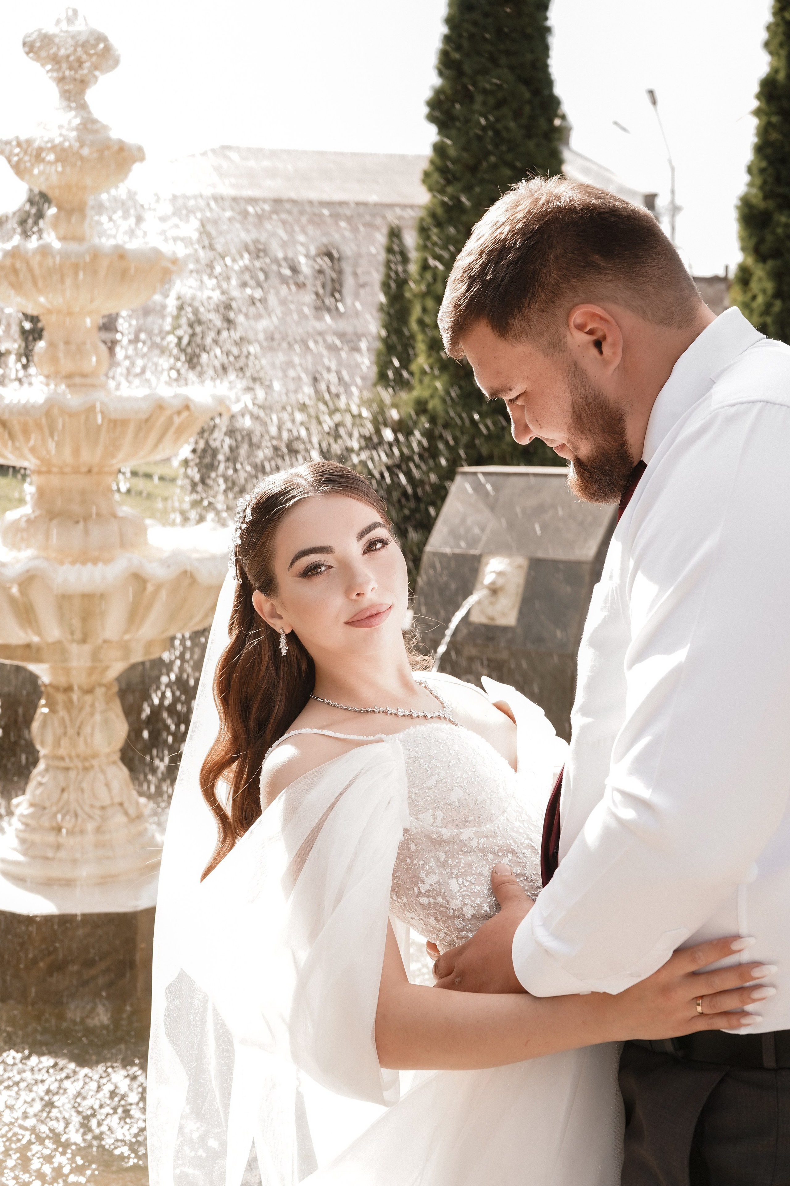 Фотограф и видеограф на свадьбу в Ростове-на-Дону 2026. Профессиональная работа, качественный результат. Свадебный фотограф в Ростове-на-Дону. Таинство Крещения и Венчания, семейные фотосессии. Алёна Чёботова