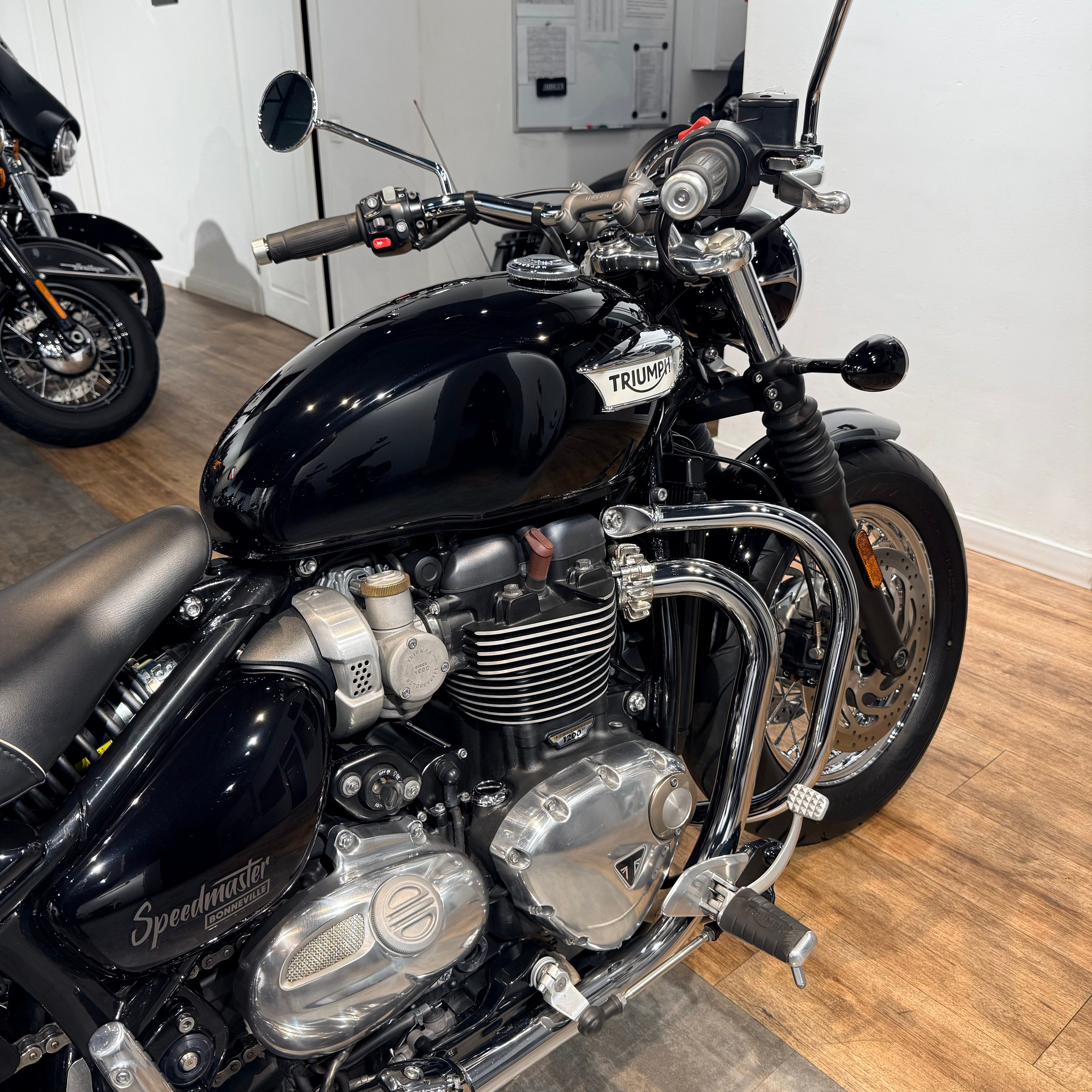 2018 TRIUMPH Bonneville Speedmaster (VIN *SMTD*6014). Hello Davidson, Москва. Только хорошие мотоциклы…