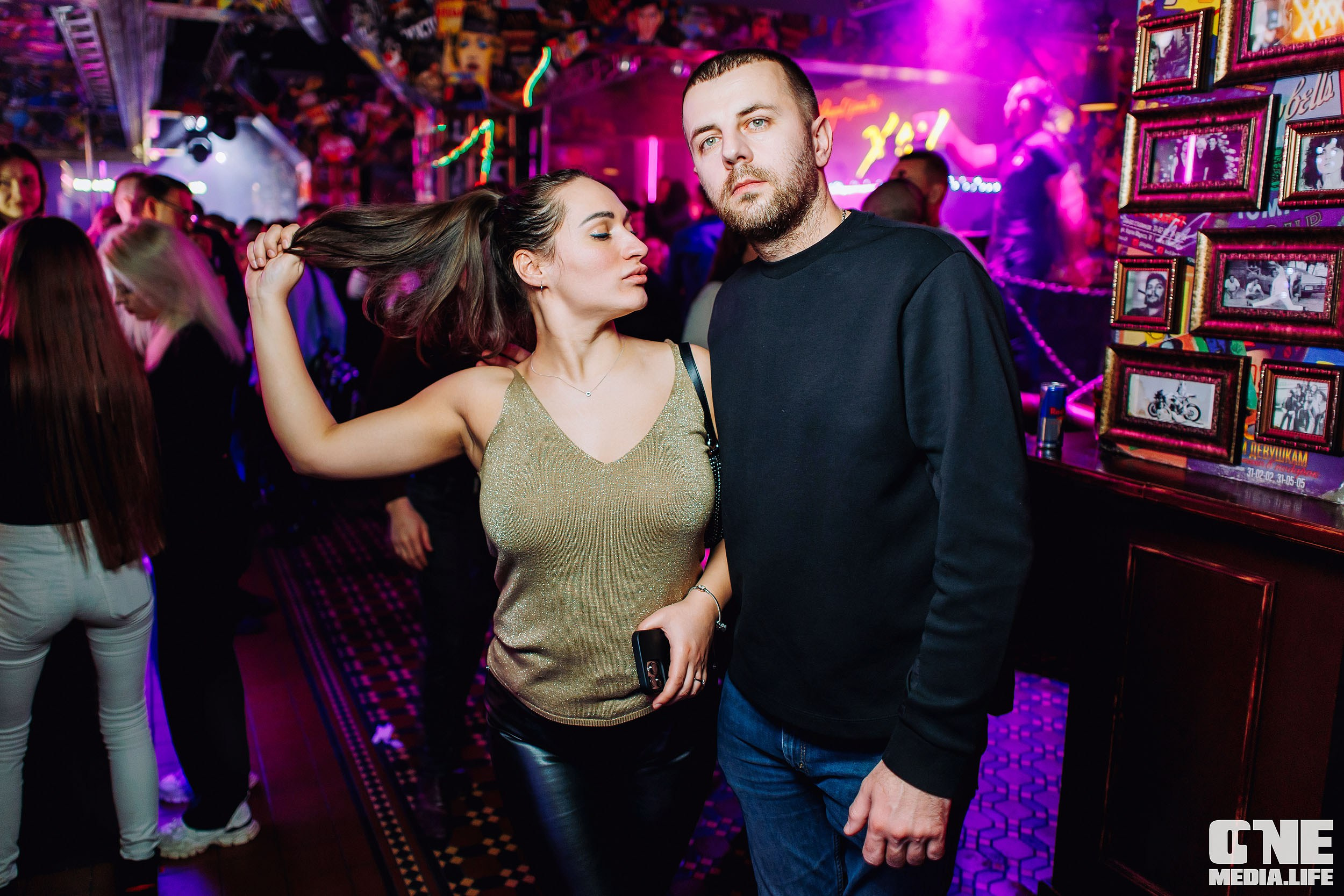 Фоторепортаж из бара XxxX. One Media Life: фоторепортажи, фотоотчеты с мероприятий и заведений