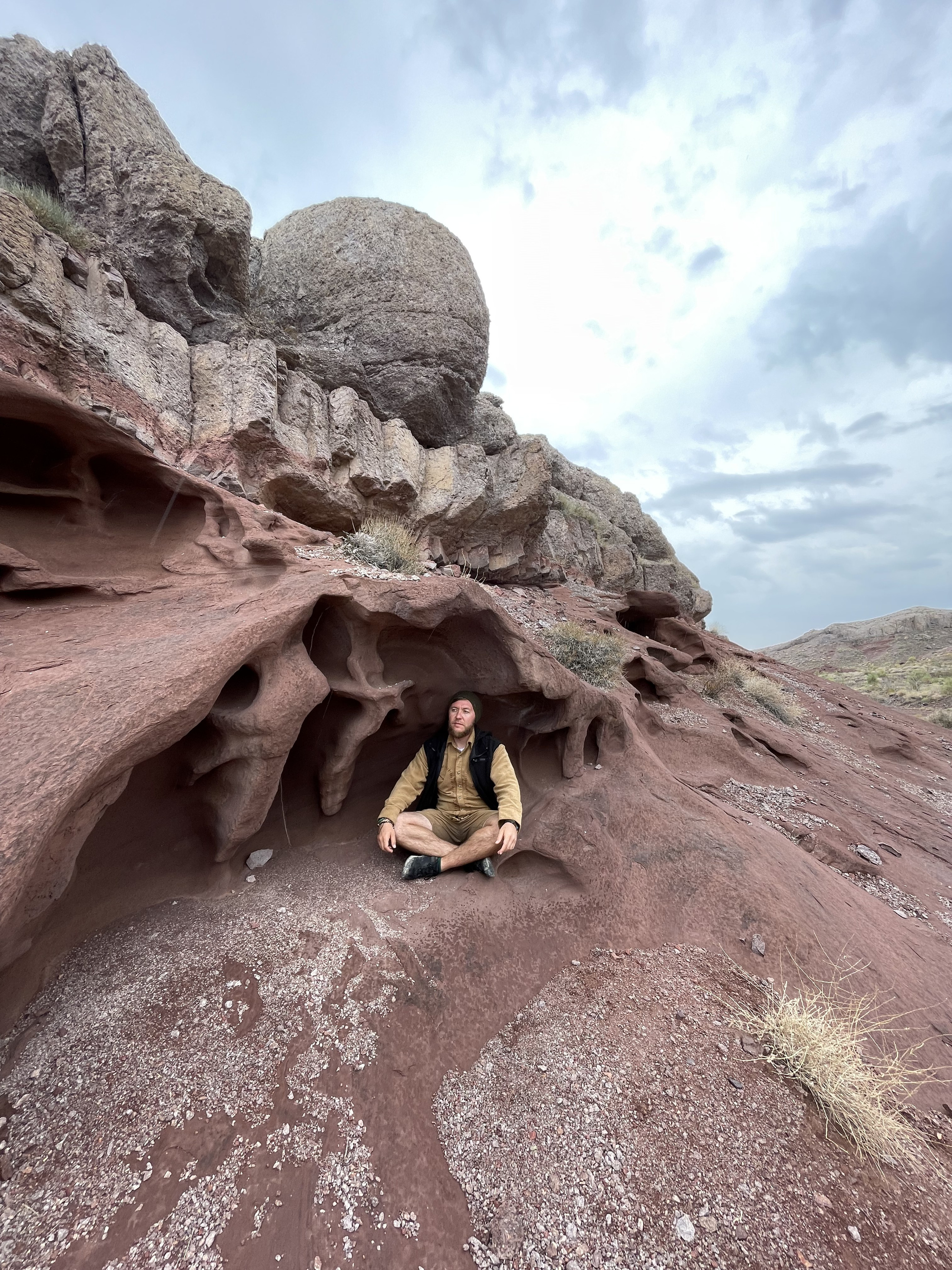 Экскурсия и тур на Поющий Бархан и в горы Актау и Катутау в национальном парке Алтын Эмель из Алматы