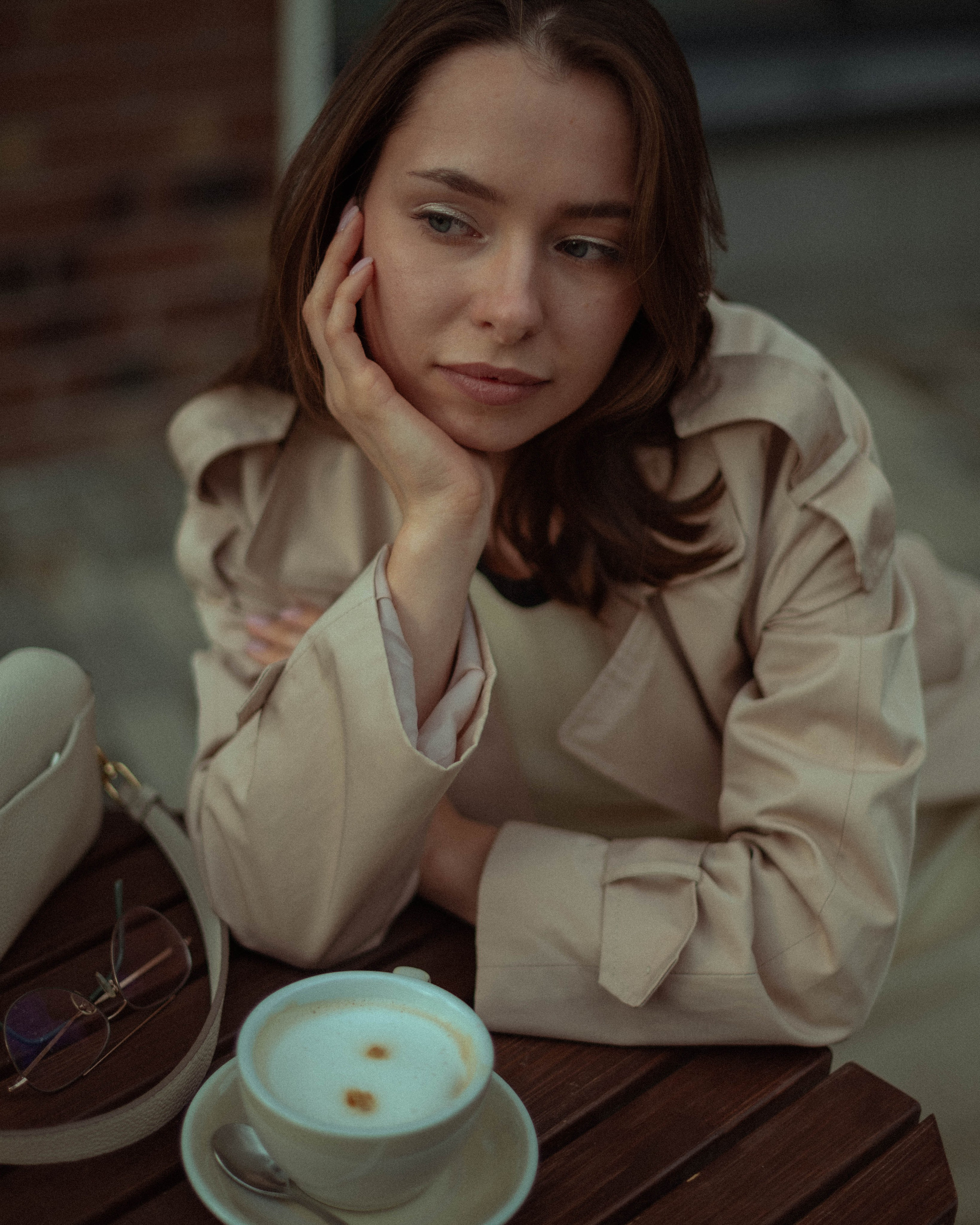 Оля. Женский фотограф. Создатель украшений ручной работы. Модель