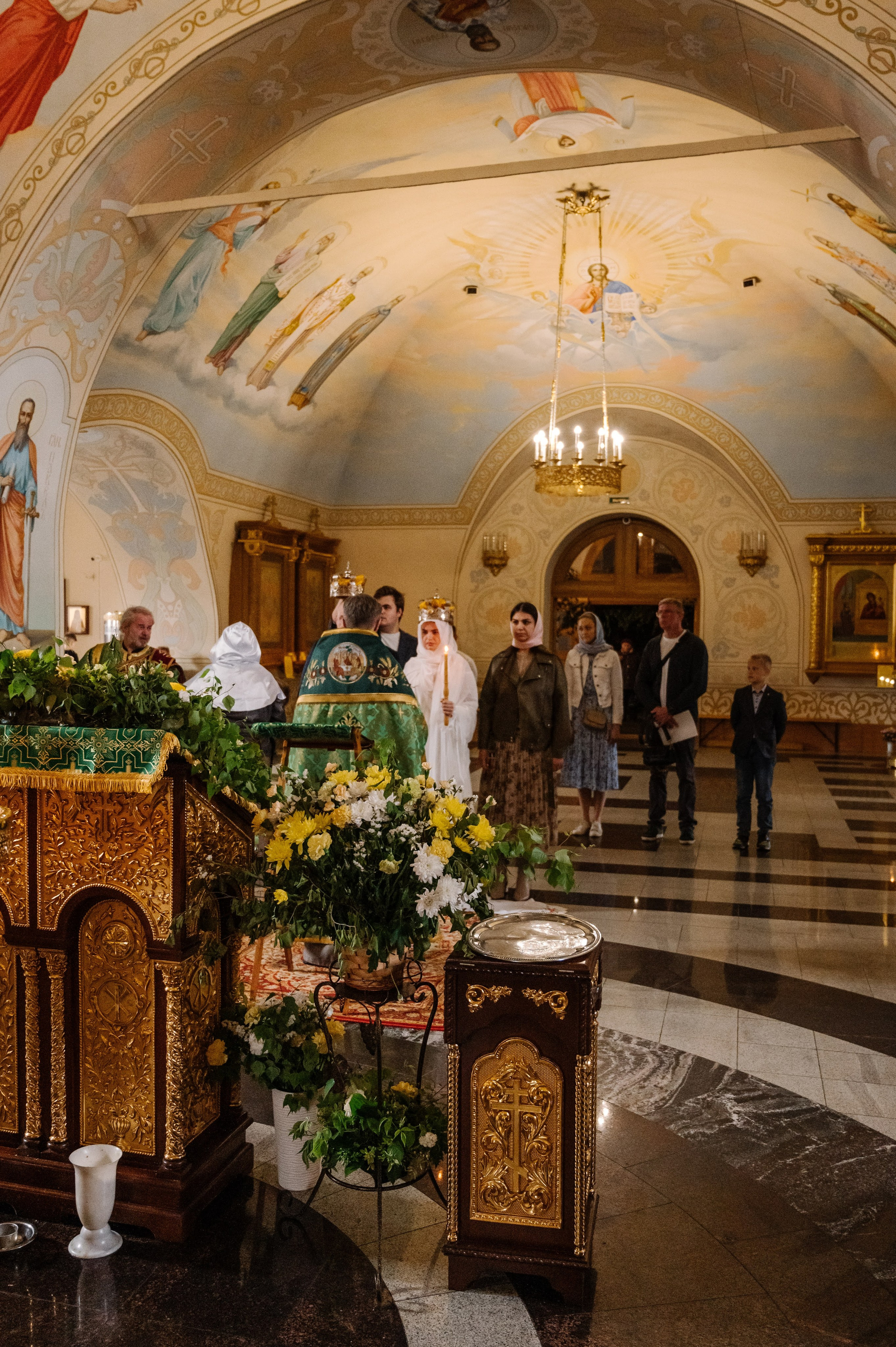 Фотосъёмка крещения в Санкт-Петербурге — Маргарита Иванова, фотограф. Профессиональный фотограф беременности в СПБ. Стильные фотосессии беременности в стиле минимализм и классическая фотография