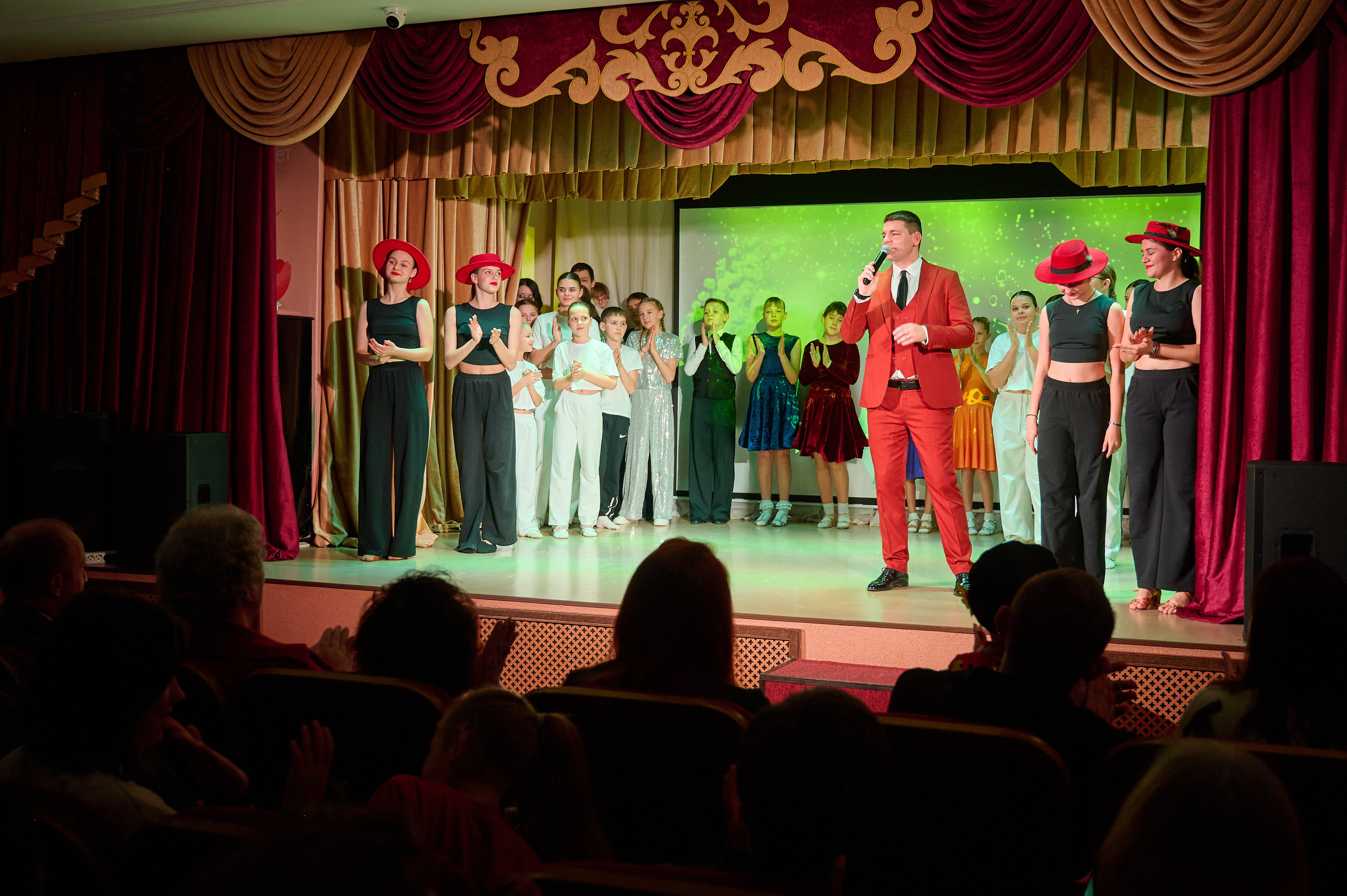 8 марта в Виноградном. Жизнь курорта Кабардинка в фотографиях