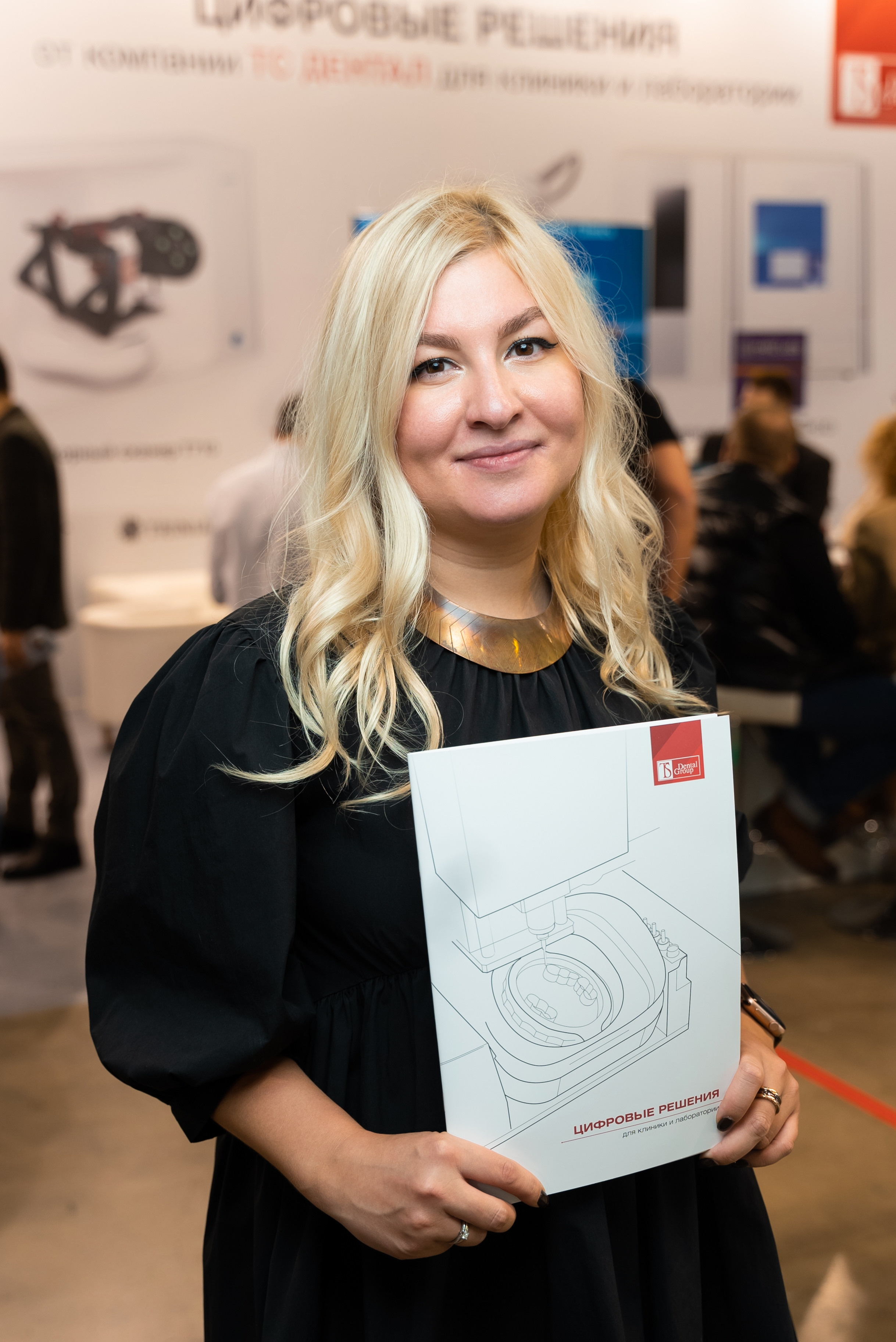 EXPO TS DENTAL (репортажная сьемка). Создатель контента Артем Белкин (фотограф, видеооператор)