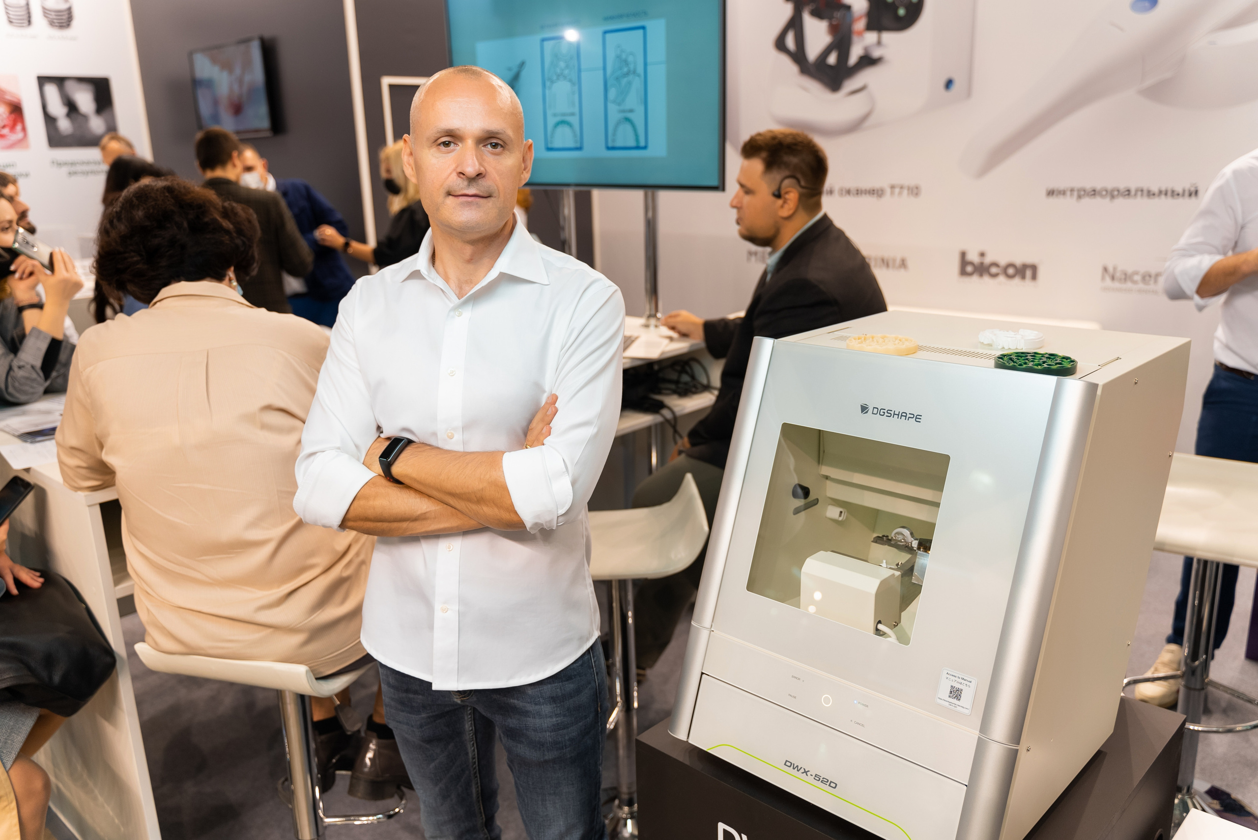 EXPO TS DENTAL (репортажная сьемка). Создатель контента Артем Белкин (фотограф, видеооператор)