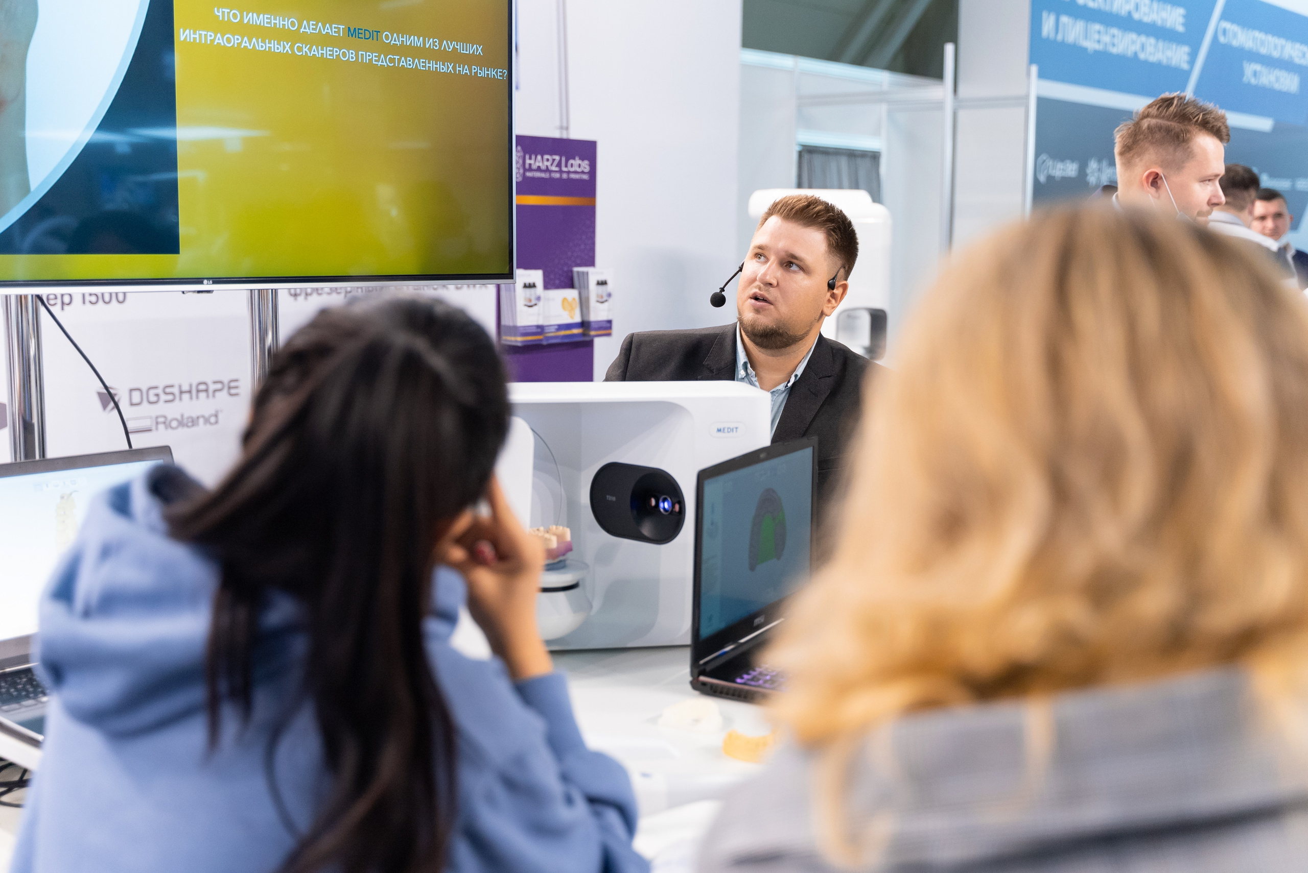 EXPO TS DENTAL (репортажная сьемка). Создатель контента Артем Белкин (фотограф, видеооператор)