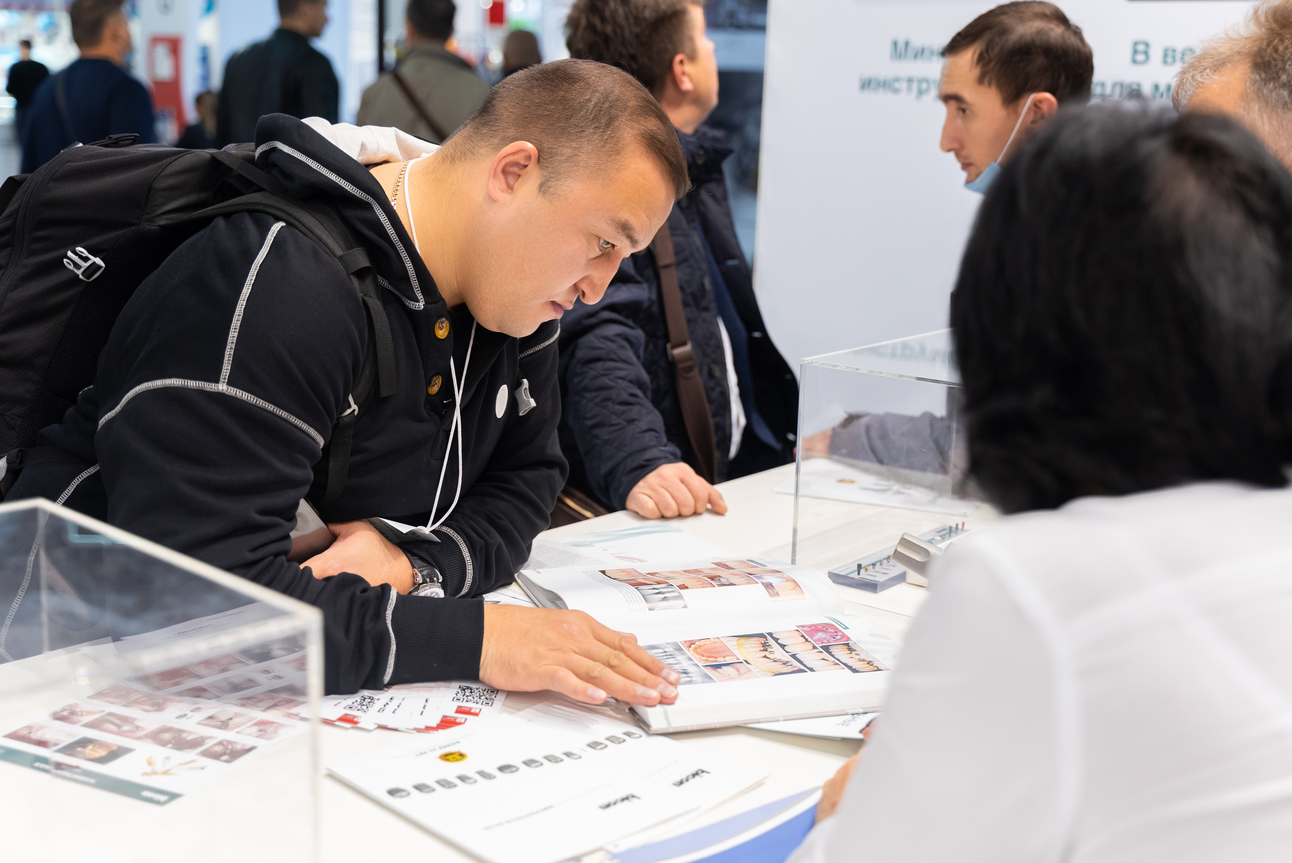 EXPO TS DENTAL (репортажная сьемка). Создатель контента Артем Белкин (фотограф, видеооператор)