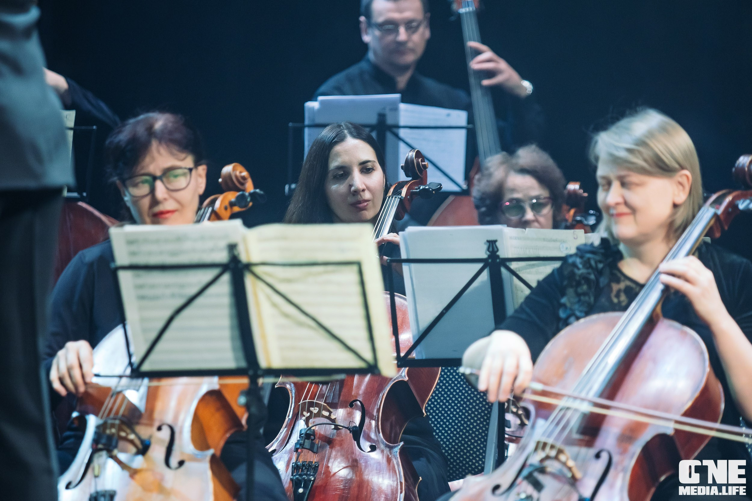 Концерт 8 марта в Янтарь холл. One Media Life: фоторепортажи, фотоотчеты с мероприятий и заведений