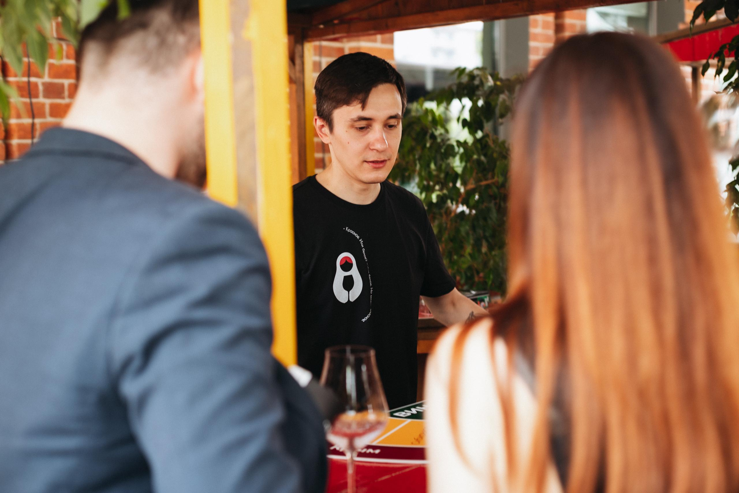 ФЕСТИВАЛЬ РОССИЙСКОГО ВИНА. СВОИ. ФОТООТЧЕТЫ-СОБЫТИЯ-МЕСТА