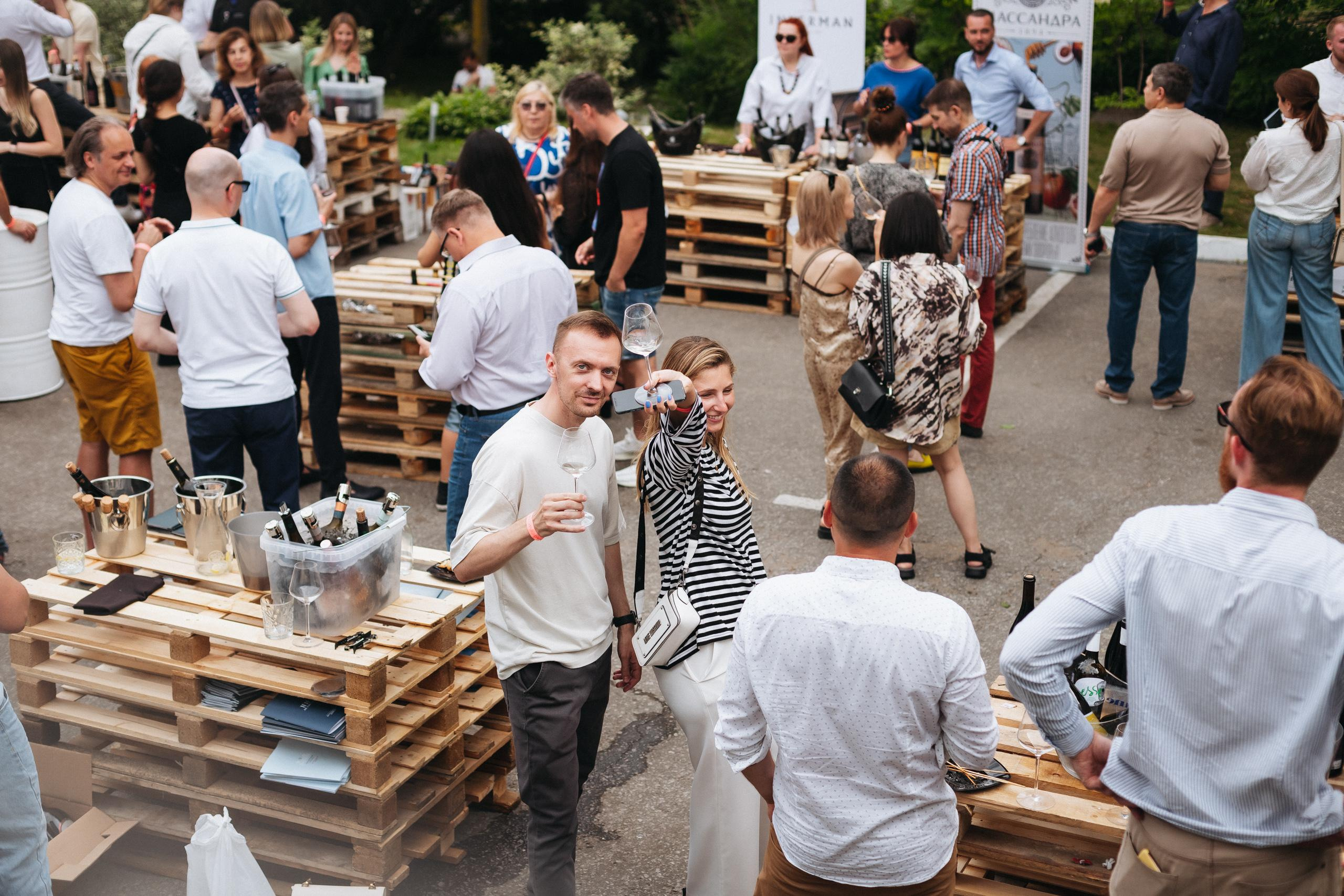 ФЕСТИВАЛЬ РОССИЙСКОГО ВИНА. СВОИ. ФОТООТЧЕТЫ-СОБЫТИЯ-МЕСТА