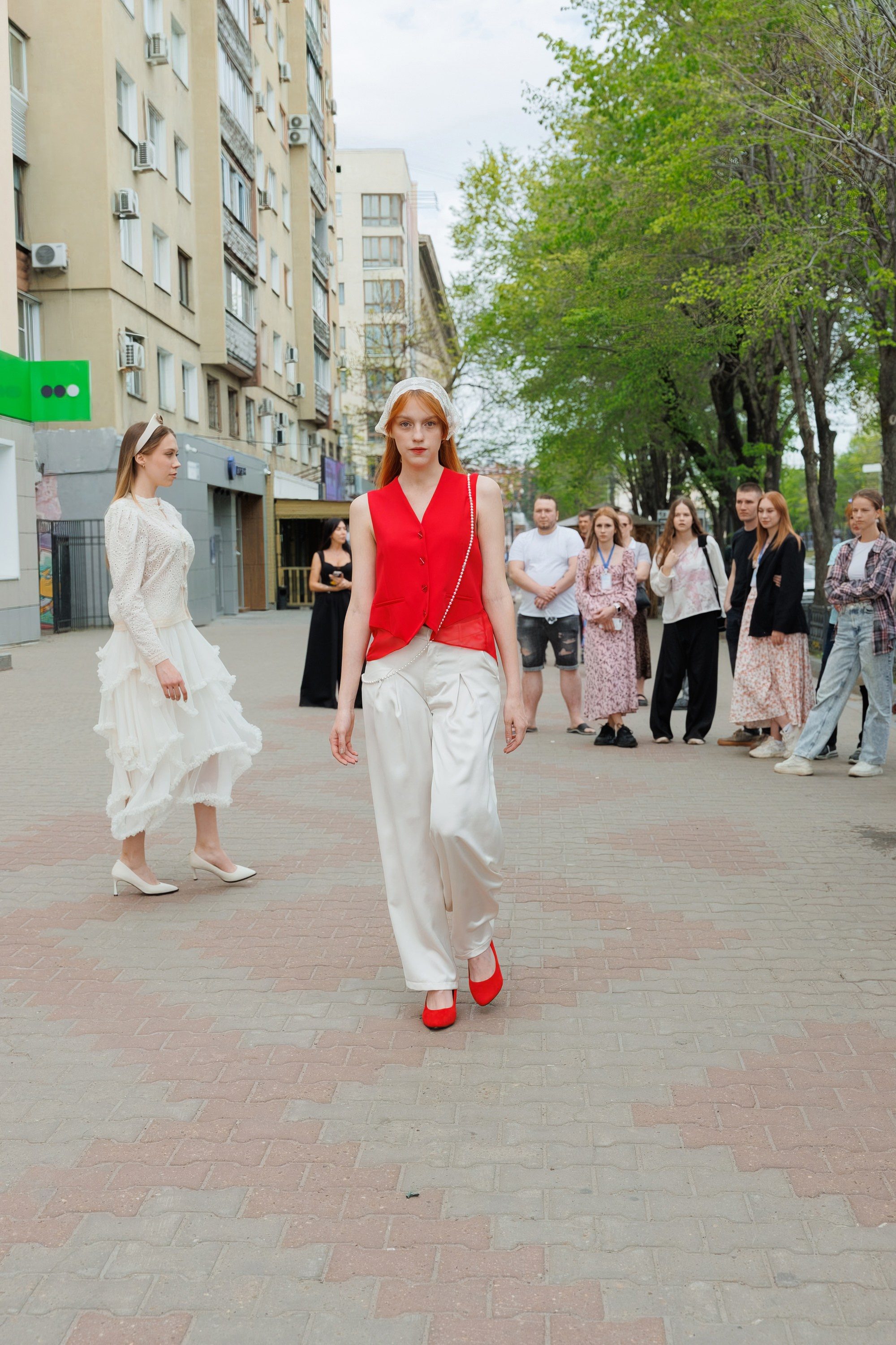 МОДНЫЙ ПОКАЗ. СВОИ. ФОТООТЧЕТЫ-СОБЫТИЯ-МЕСТА