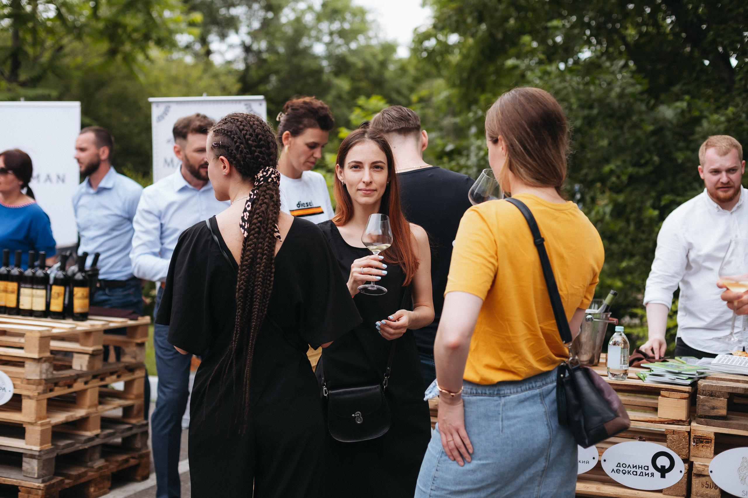 ФЕСТИВАЛЬ РОССИЙСКОГО ВИНА. СВОИ. ФОТООТЧЕТЫ-СОБЫТИЯ-МЕСТА