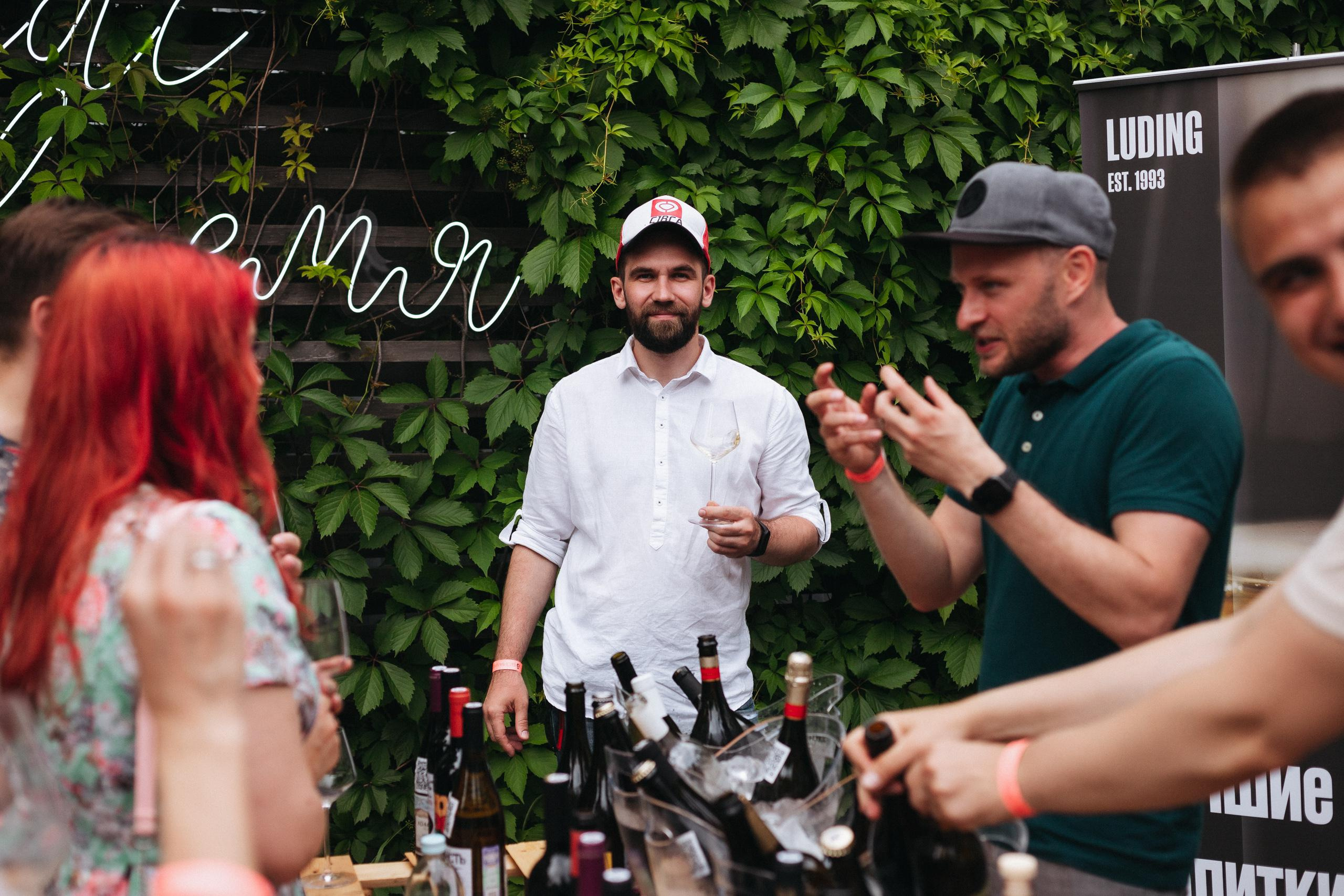 ФЕСТИВАЛЬ РОССИЙСКОГО ВИНА. СВОИ. ФОТООТЧЕТЫ-СОБЫТИЯ-МЕСТА