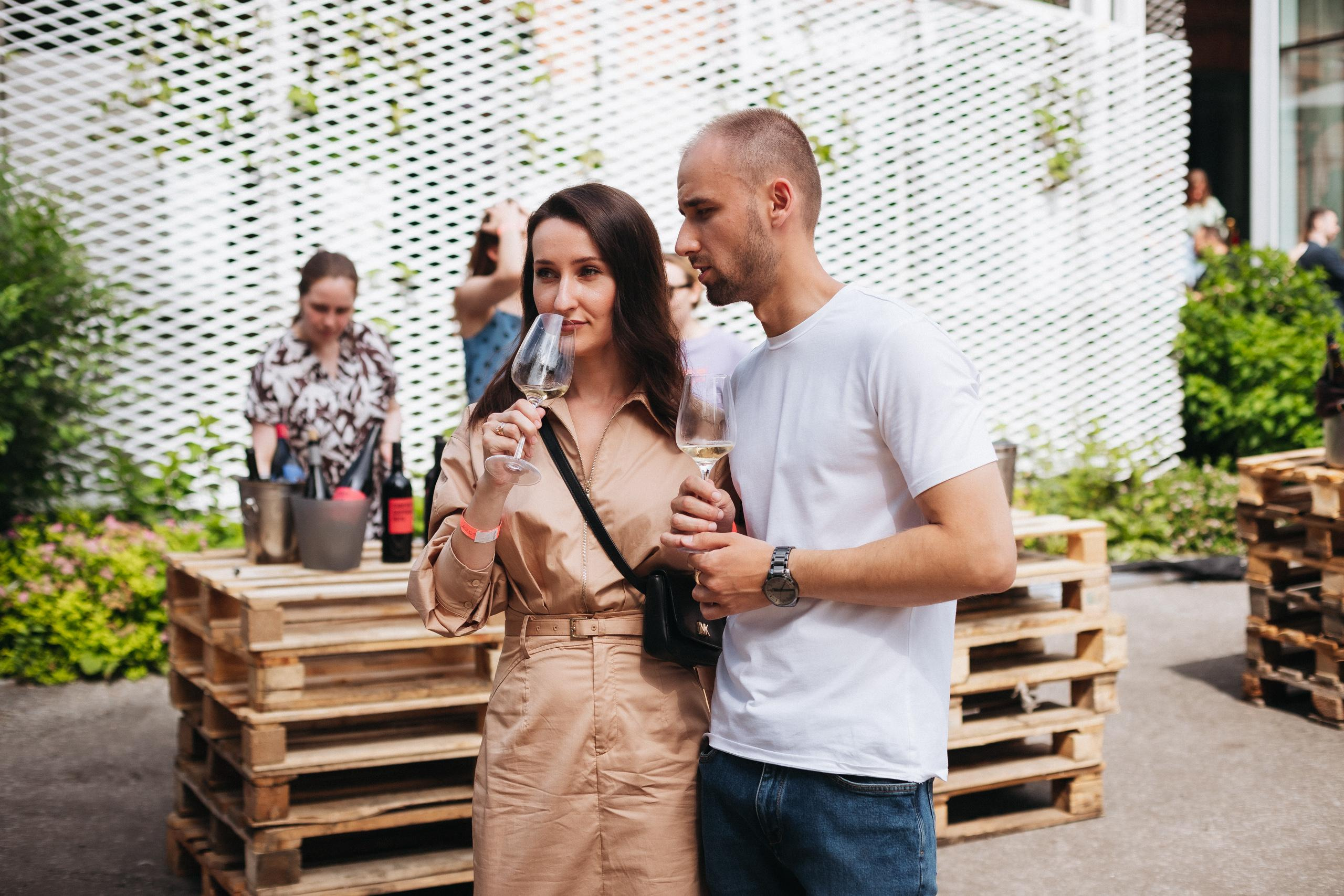 ФЕСТИВАЛЬ РОССИЙСКОГО ВИНА. СВОИ. ФОТООТЧЕТЫ-СОБЫТИЯ-МЕСТА