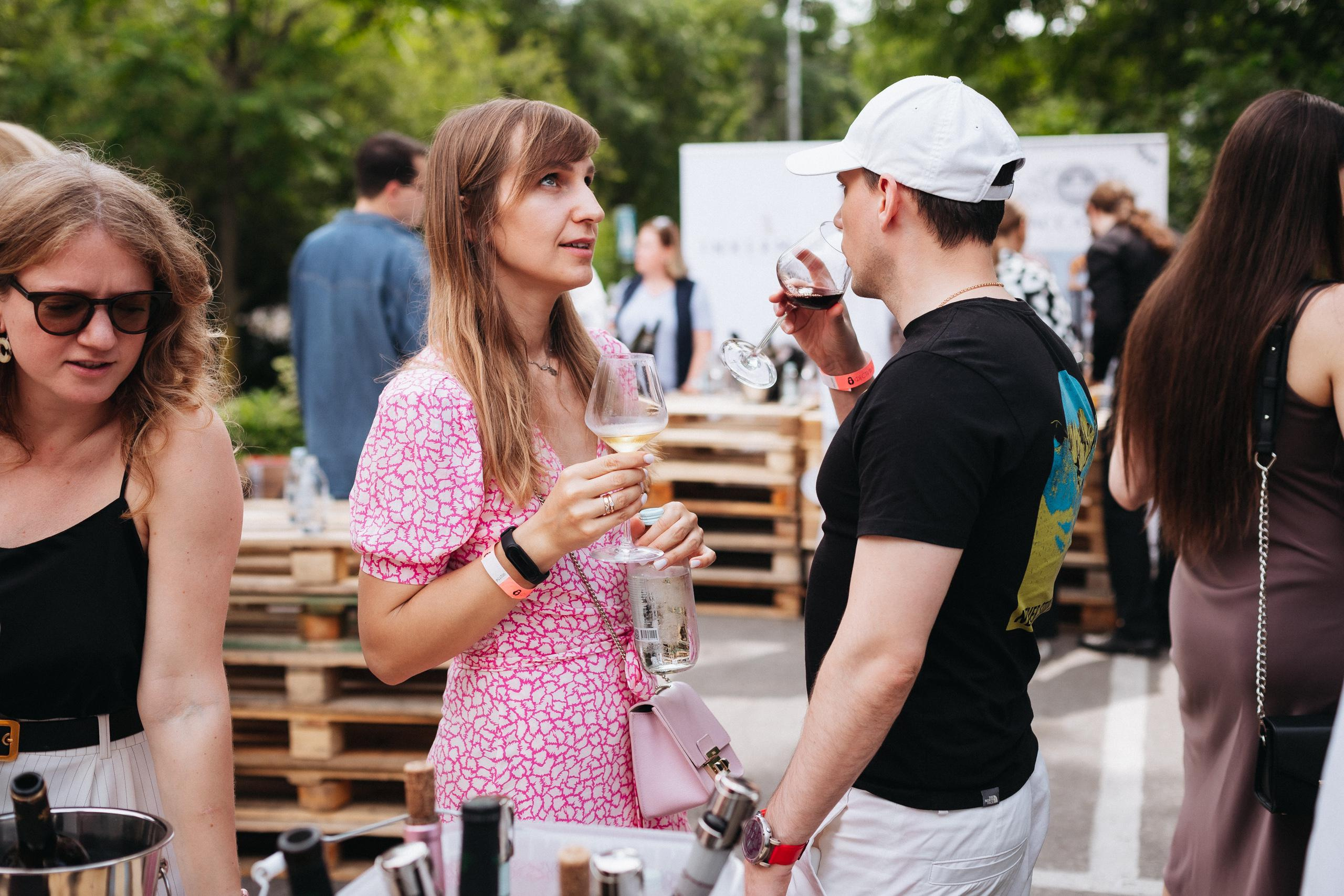 ФЕСТИВАЛЬ РОССИЙСКОГО ВИНА. СВОИ. ФОТООТЧЕТЫ-СОБЫТИЯ-МЕСТА