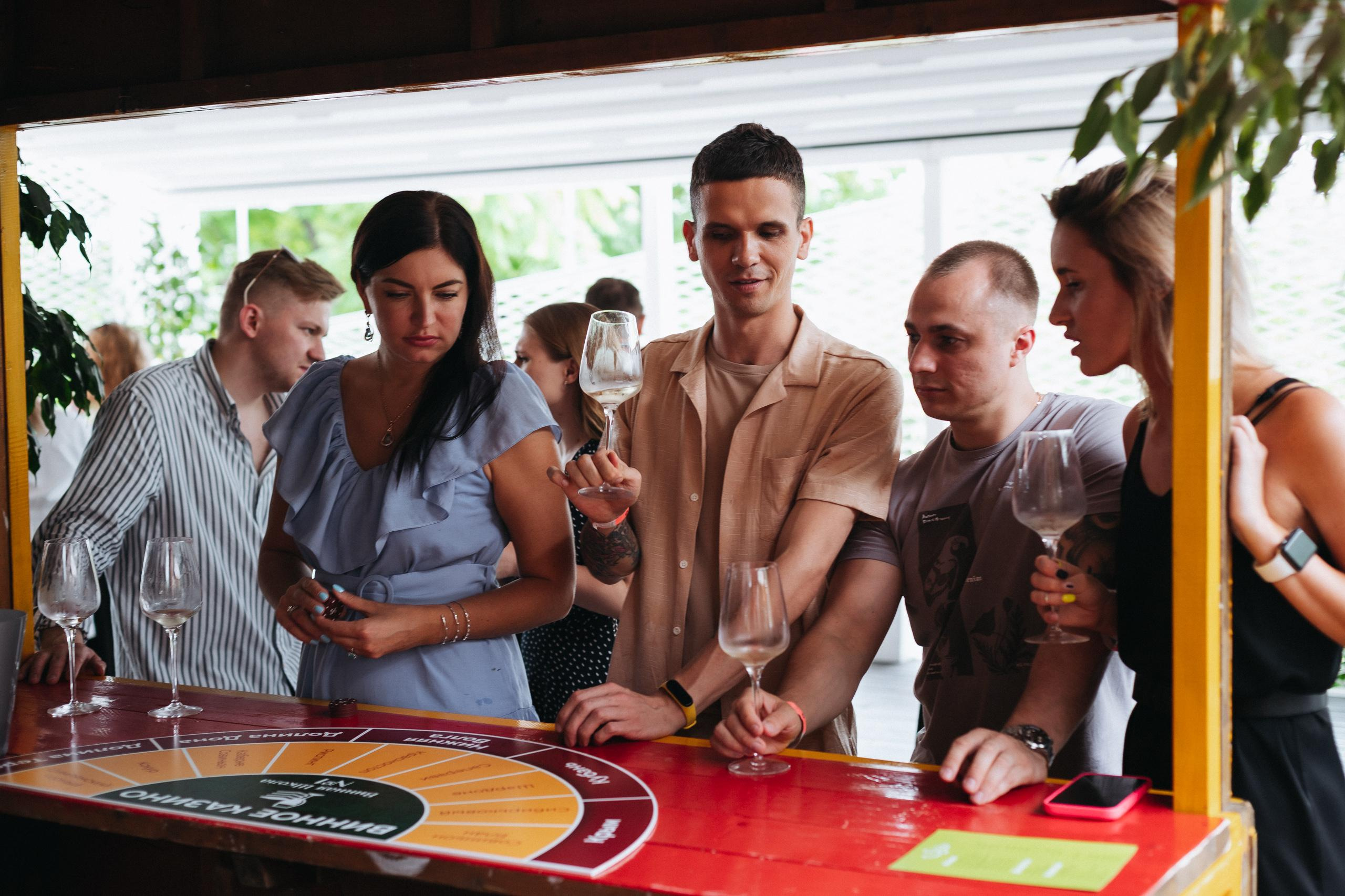 ФЕСТИВАЛЬ РОССИЙСКОГО ВИНА. СВОИ. ФОТООТЧЕТЫ-СОБЫТИЯ-МЕСТА