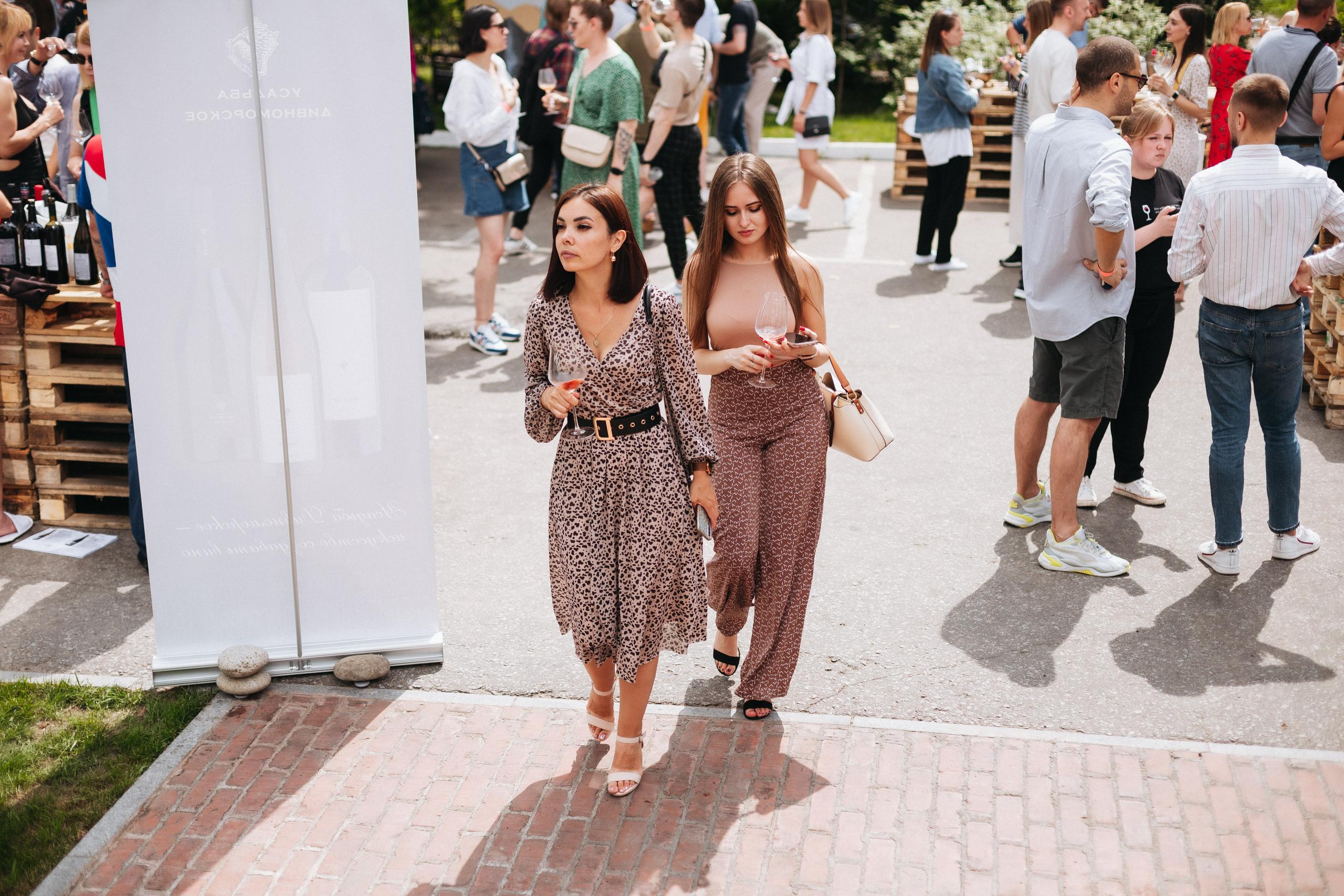 ФЕСТИВАЛЬ РОССИЙСКОГО ВИНА. СВОИ. ФОТООТЧЕТЫ-СОБЫТИЯ-МЕСТА