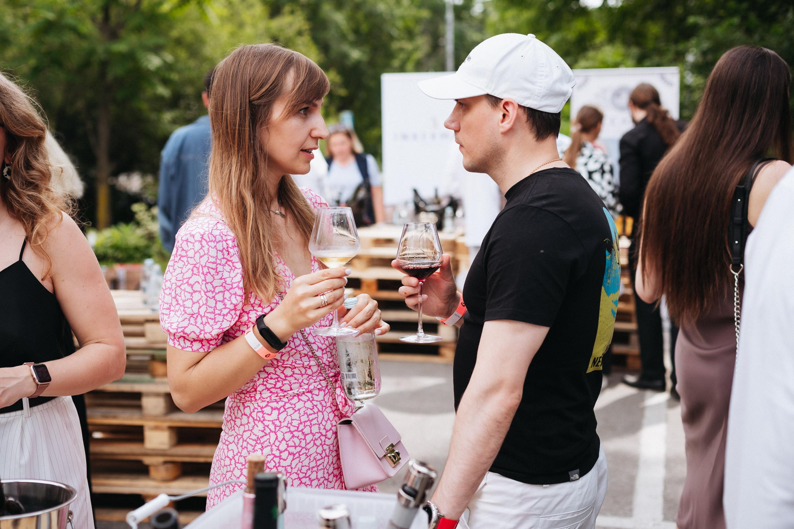 ФЕСТИВАЛЬ РОССИЙСКОГО ВИНА. СВОИ. ФОТООТЧЕТЫ-СОБЫТИЯ-МЕСТА