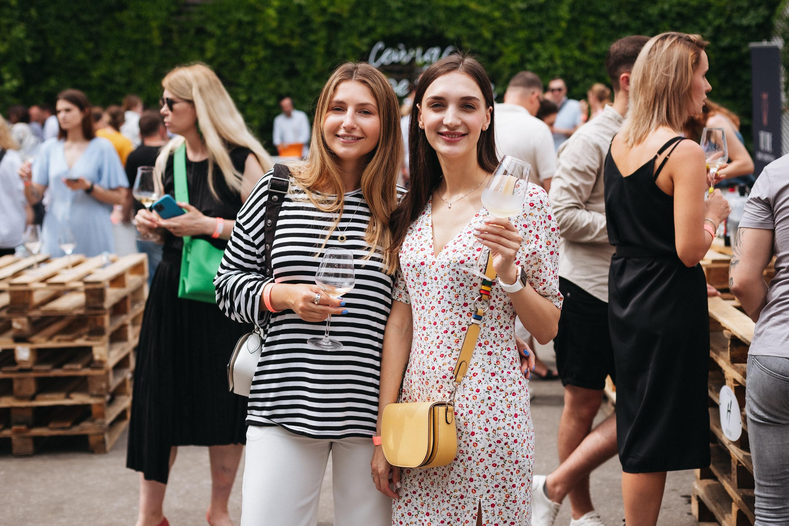 ФЕСТИВАЛЬ РОССИЙСКОГО ВИНА. СВОИ. ФОТООТЧЕТЫ-СОБЫТИЯ-МЕСТА