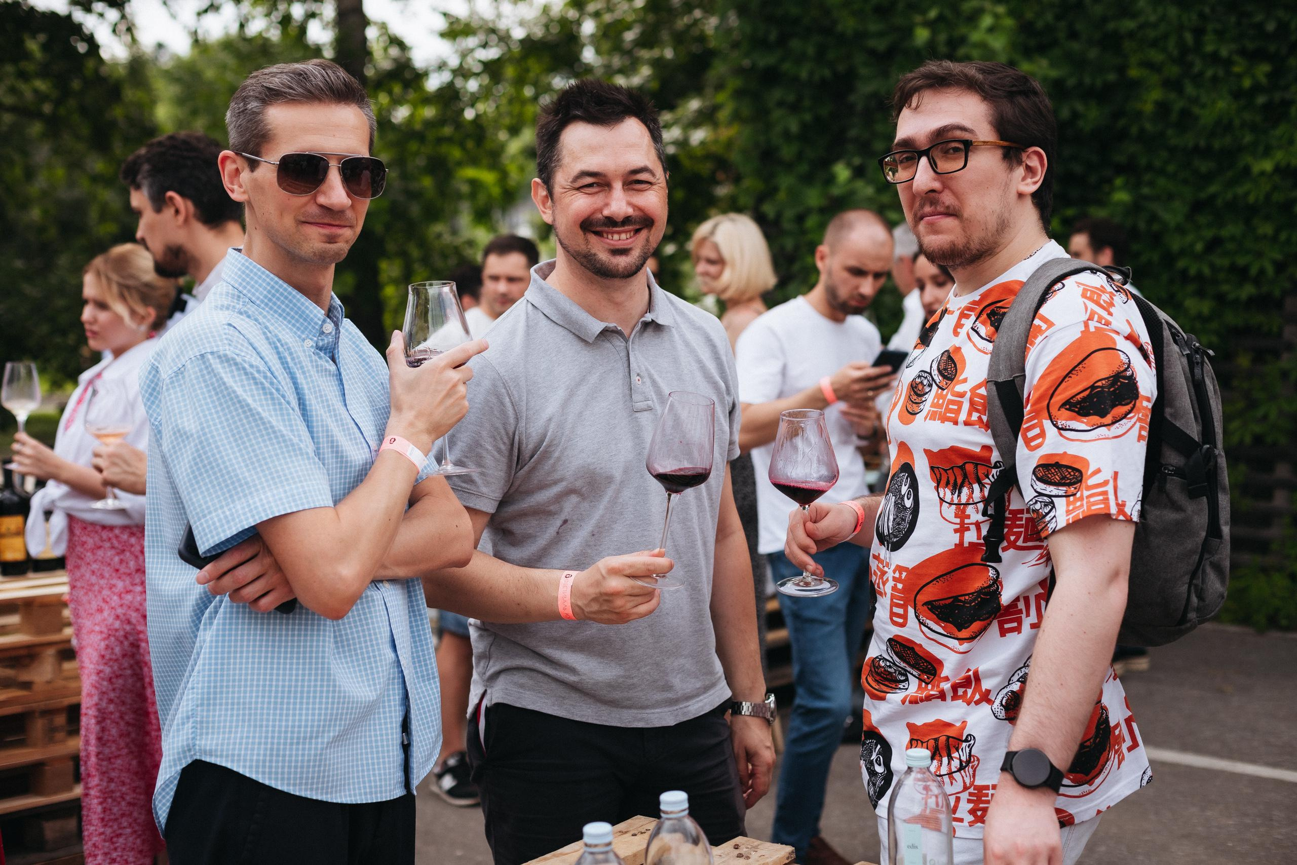 ФЕСТИВАЛЬ РОССИЙСКОГО ВИНА. СВОИ. ФОТООТЧЕТЫ-СОБЫТИЯ-МЕСТА