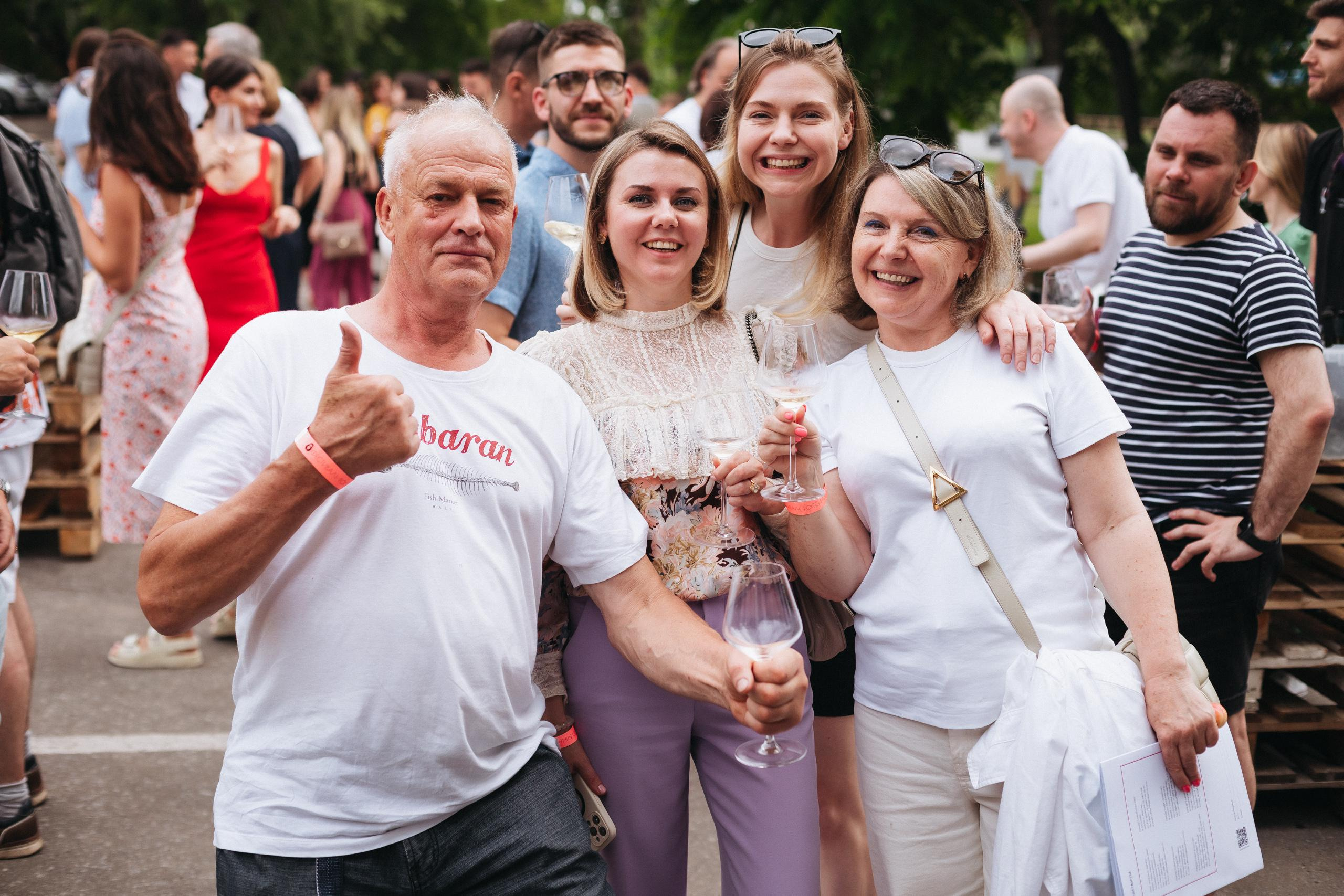 ФЕСТИВАЛЬ РОССИЙСКОГО ВИНА. СВОИ. ФОТООТЧЕТЫ-СОБЫТИЯ-МЕСТА