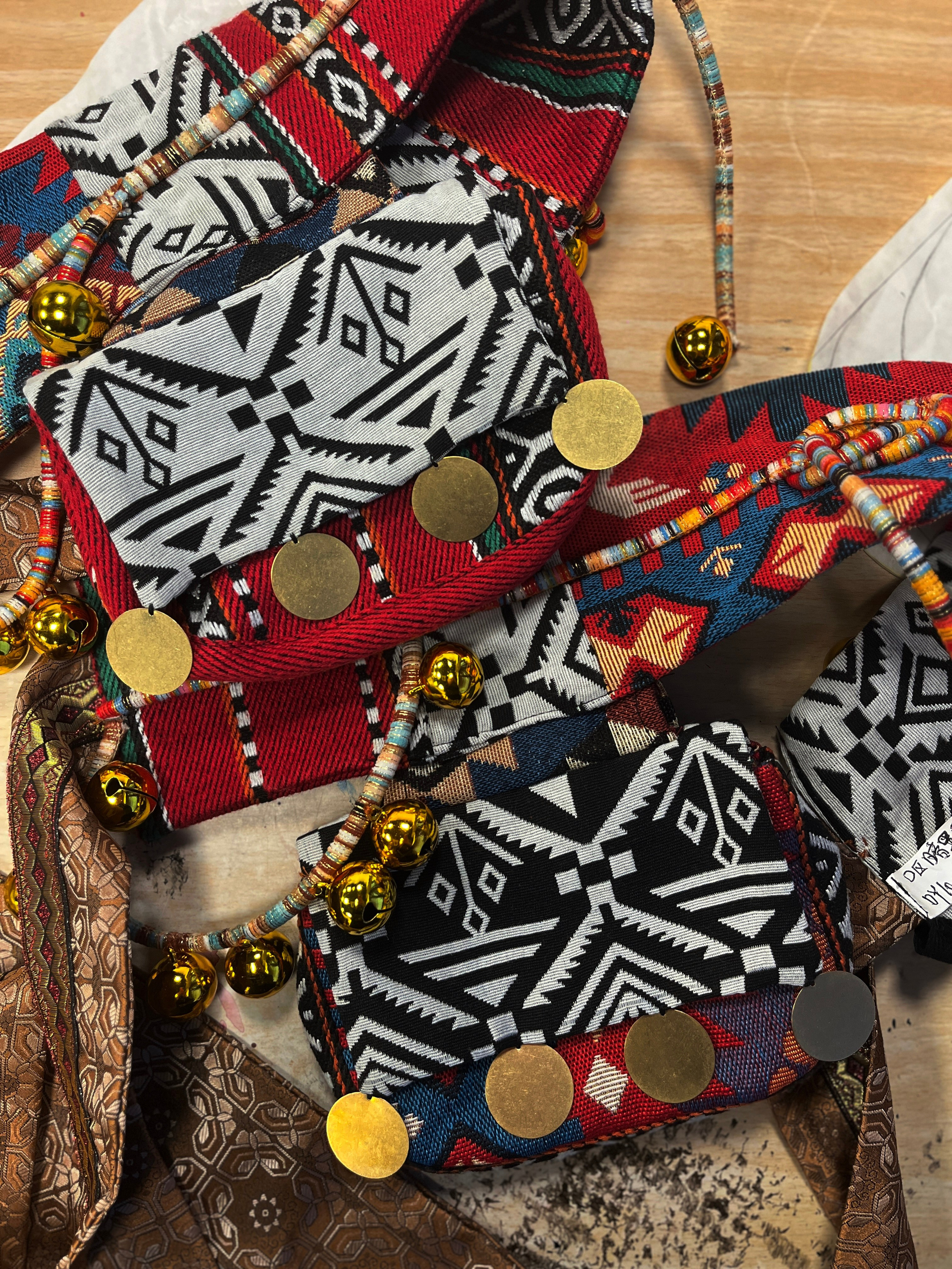 HANDMADE COSTUMES. Costume Design for Theme Parks & Live Performances | Character & Parade & Stage Costumes | 2D & 3D Costume Illustrations